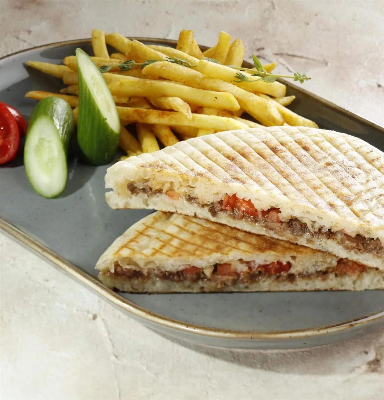 Restaurant/places to eat in ANGRAND HOTEL