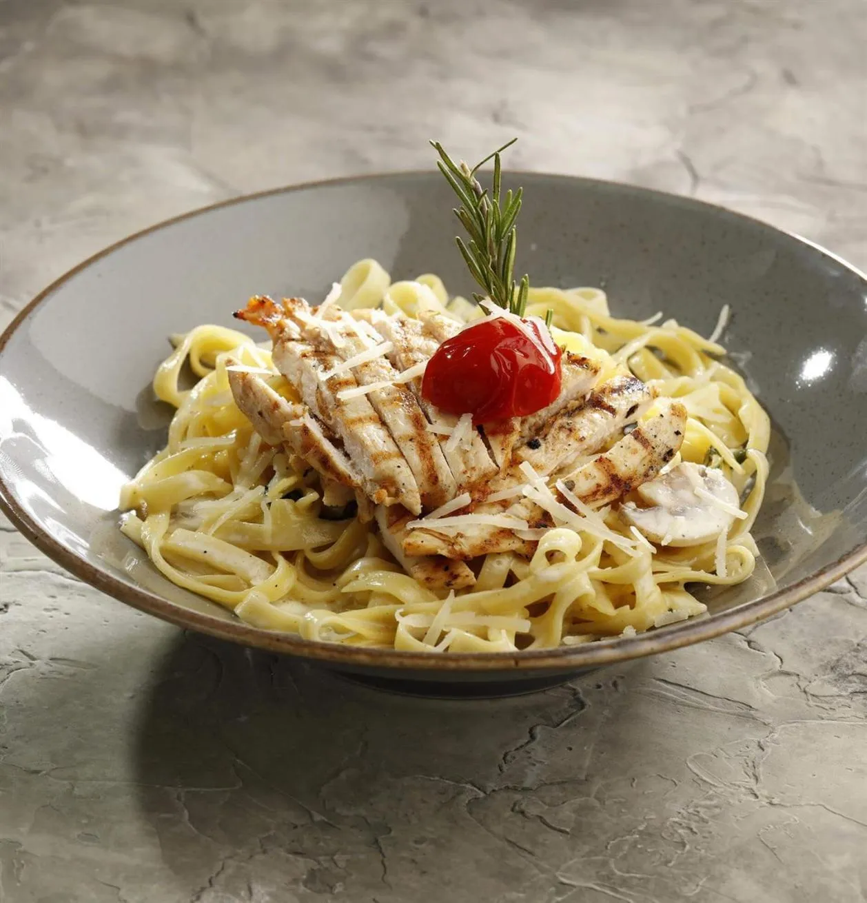 Restaurant/places to eat in ANGRAND HOTEL