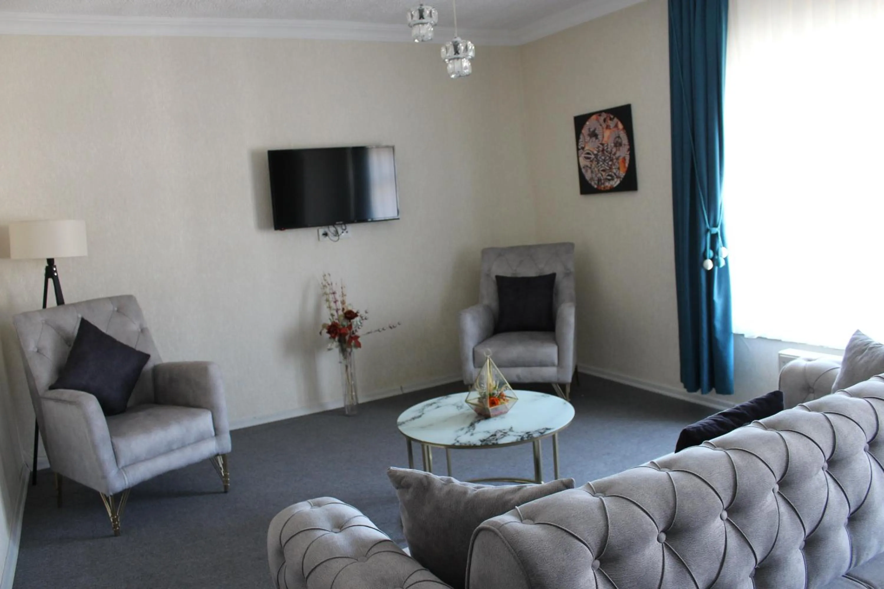 TV and multimedia in ANGRAND HOTEL