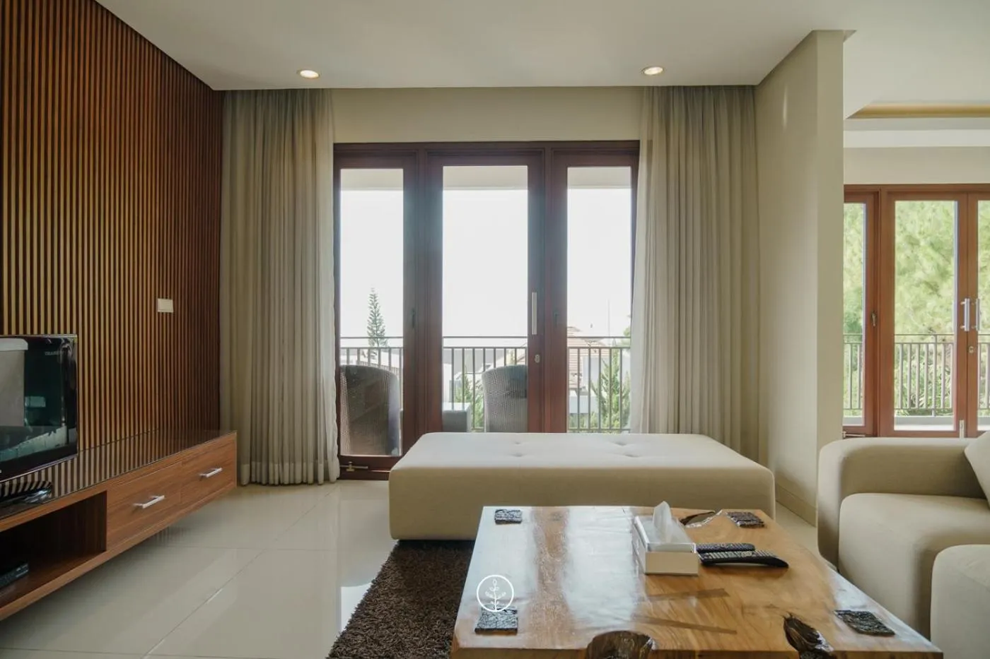 Living room in Breeze blows city view villa 5 bedrooms with a private swimming pool and a familly room