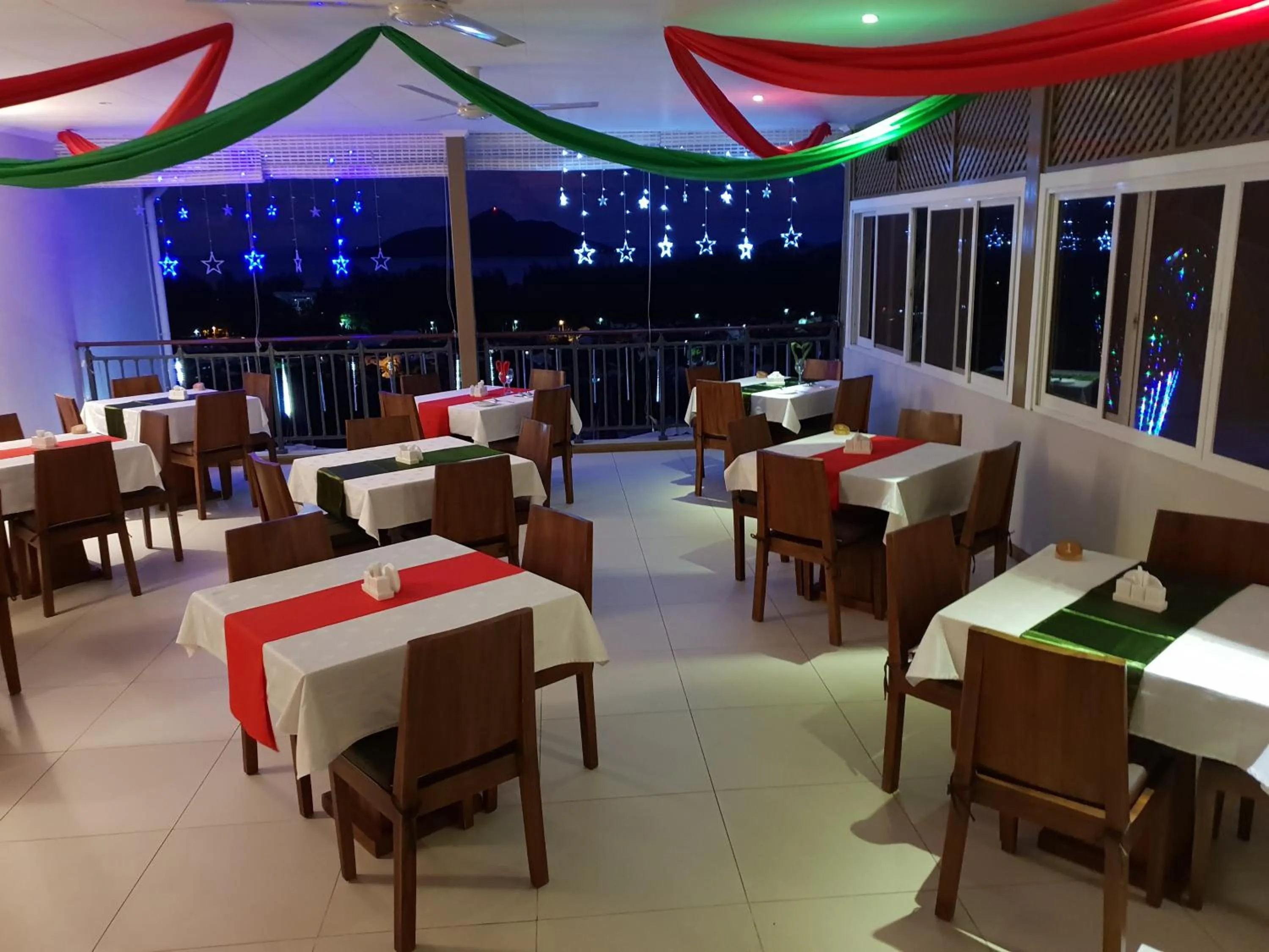 Restaurant/places to eat in The Ridge Residence