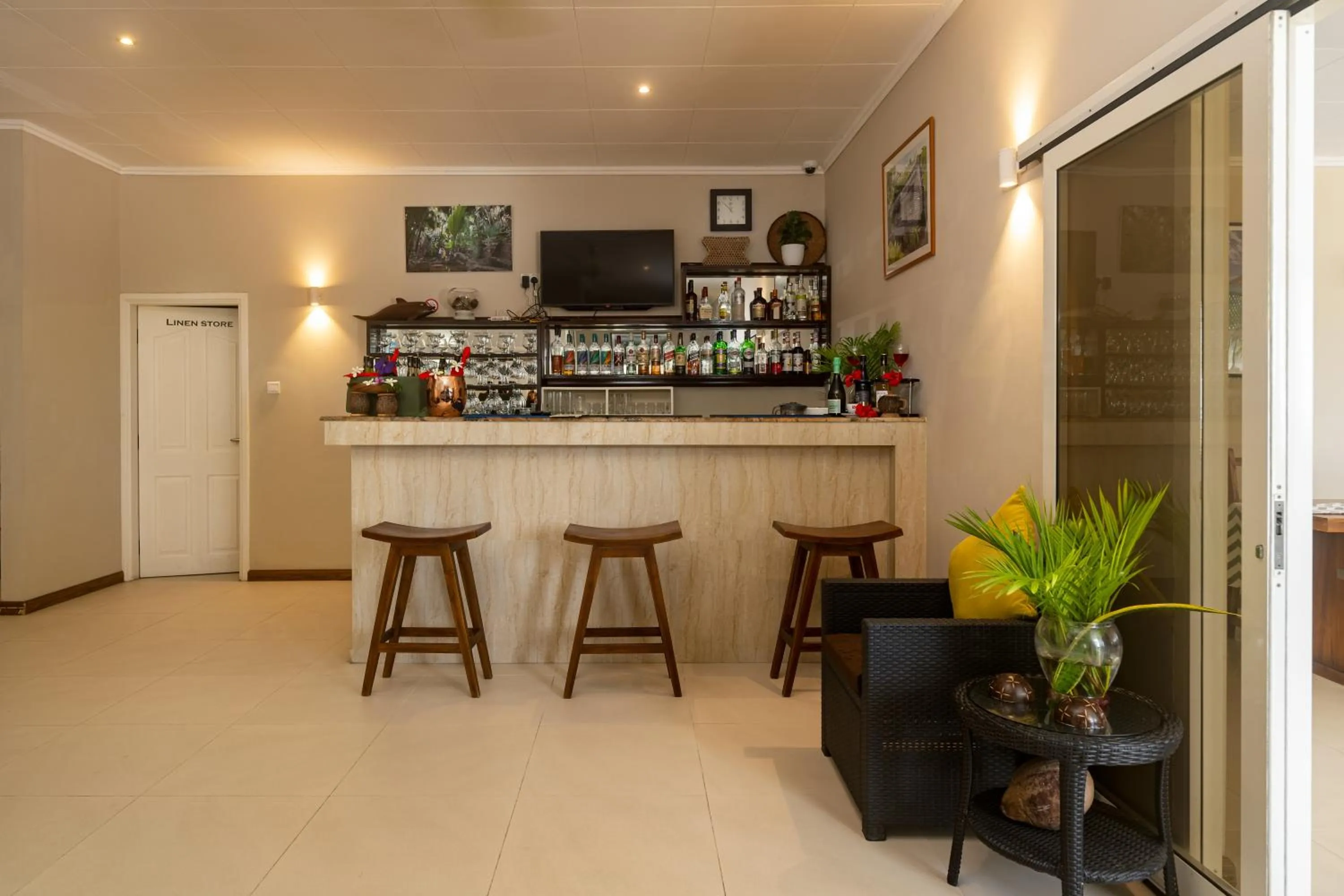 Lounge or bar in The Ridge Residence