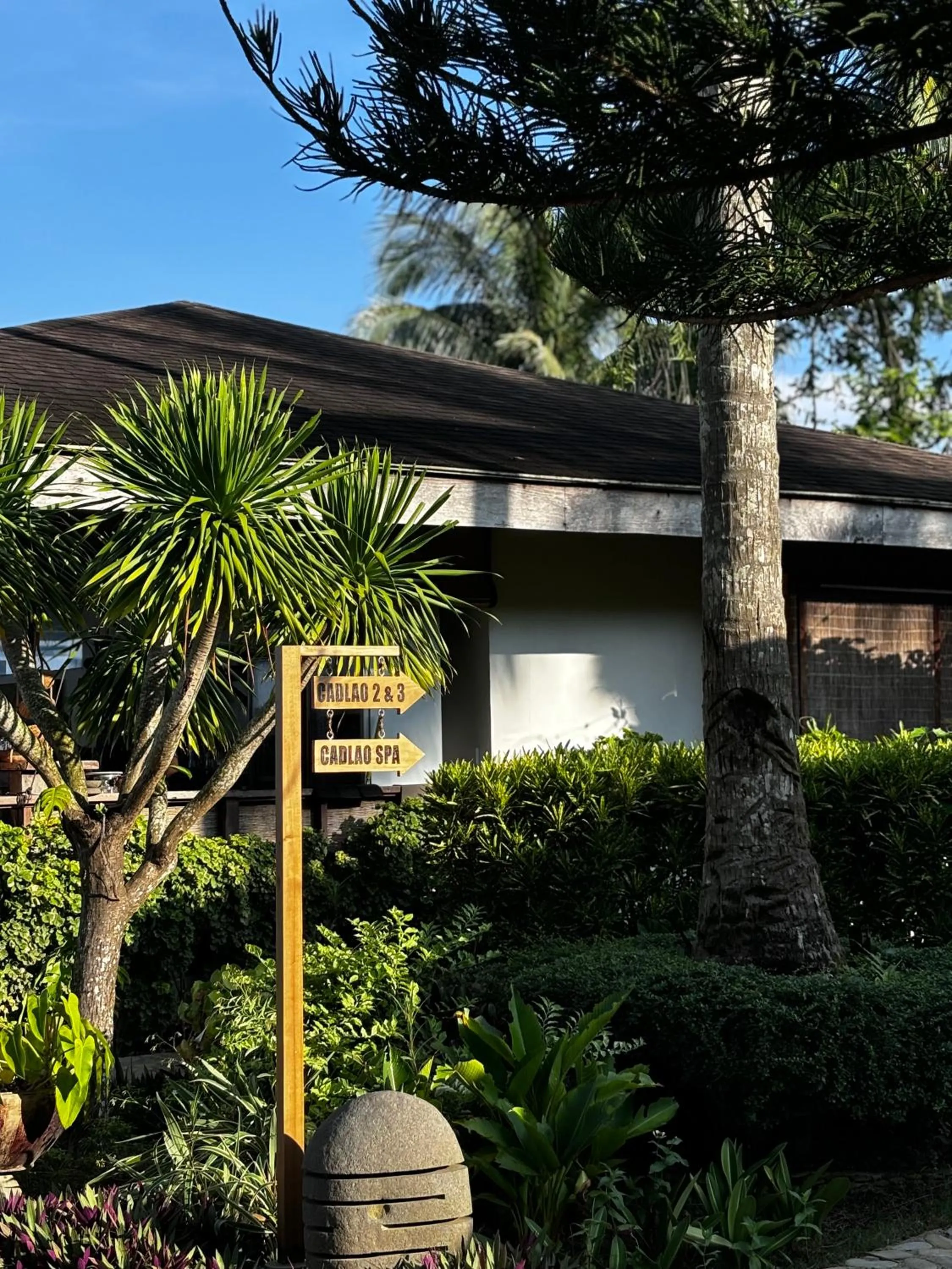 Cadlao Resort and Restaurant