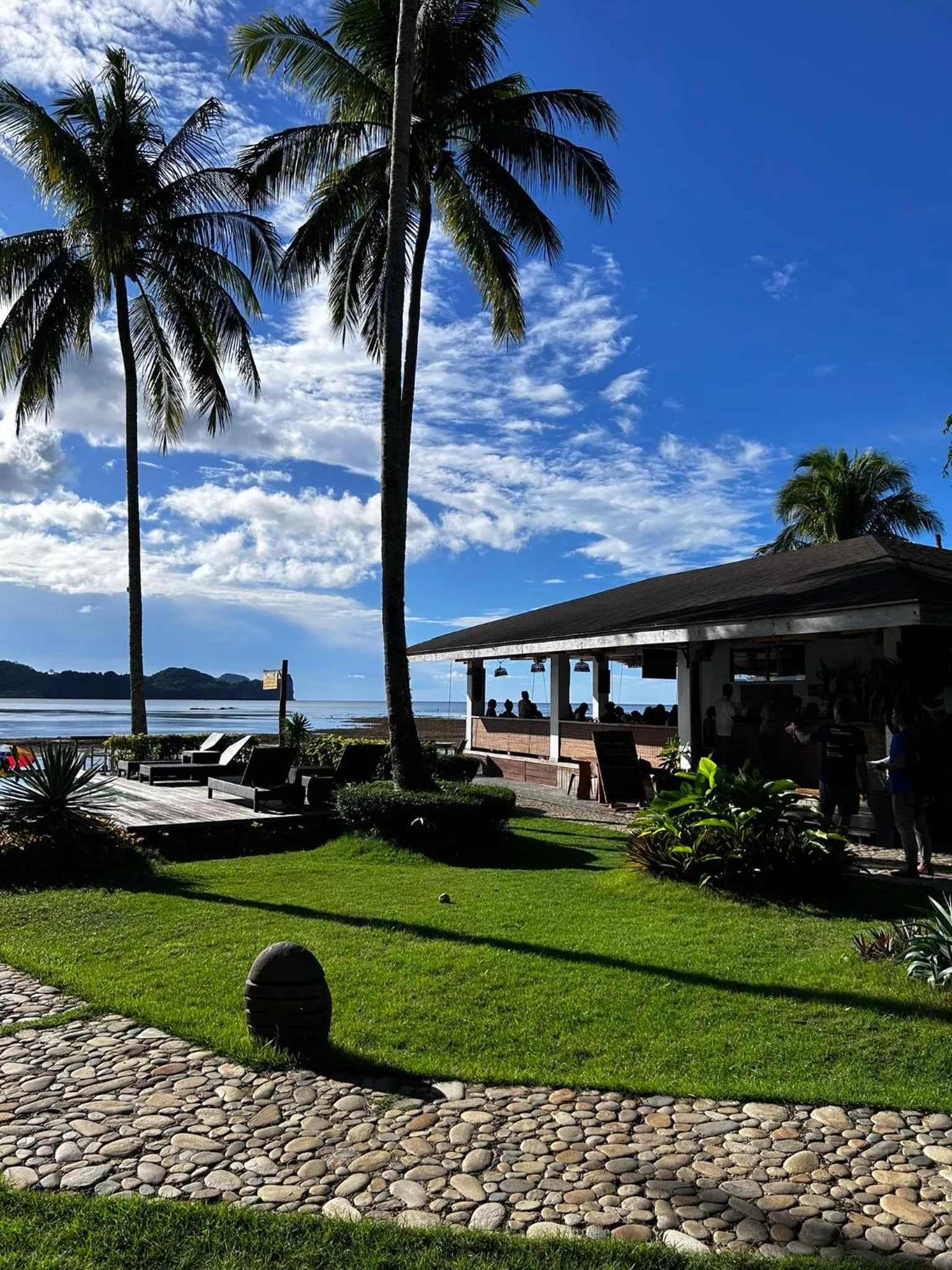 Cadlao Resort and Restaurant