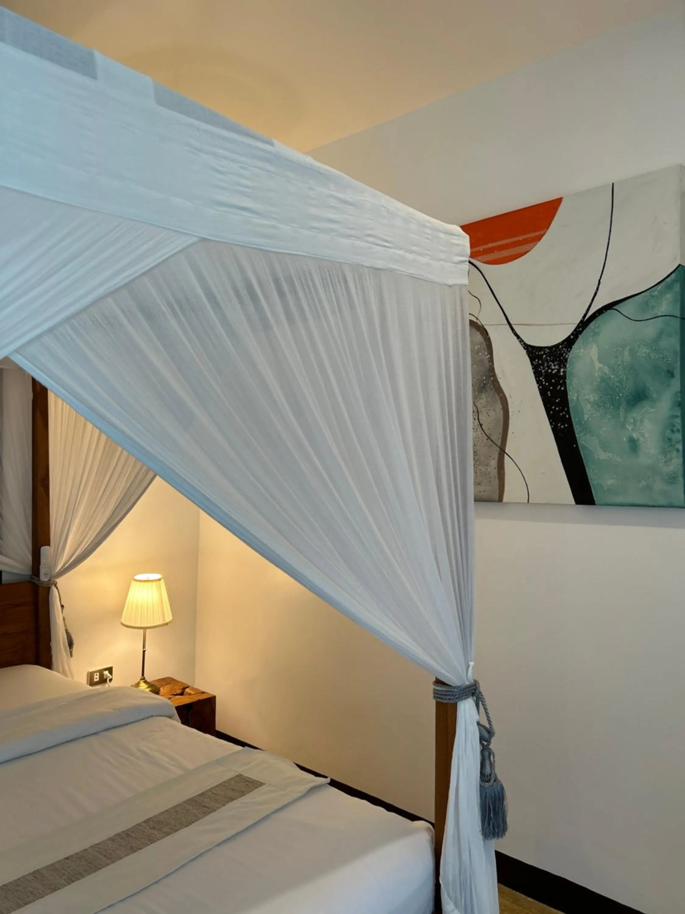 Bed in Cadlao Resort and Restaurant