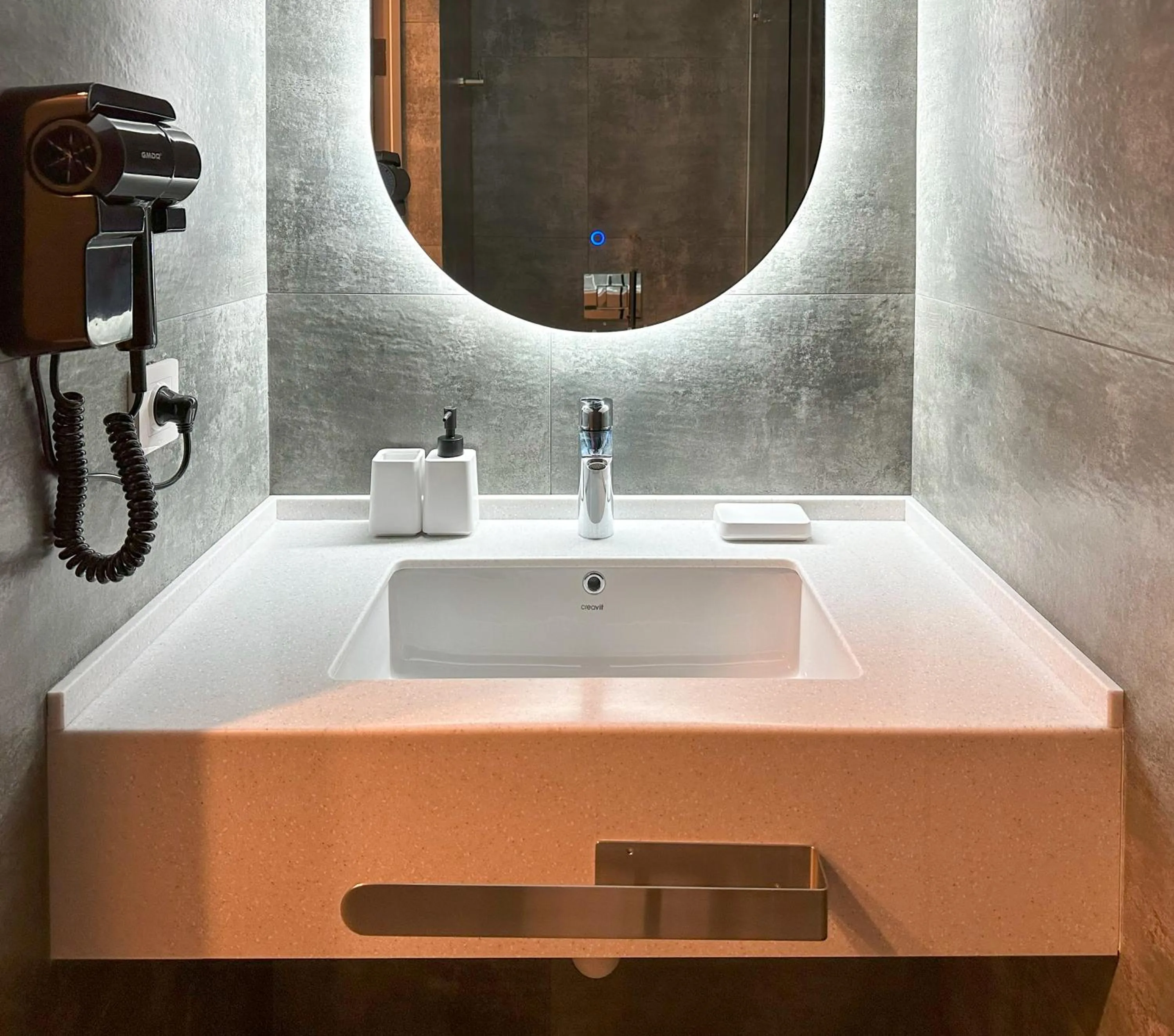 Bathroom in Aston Hotel