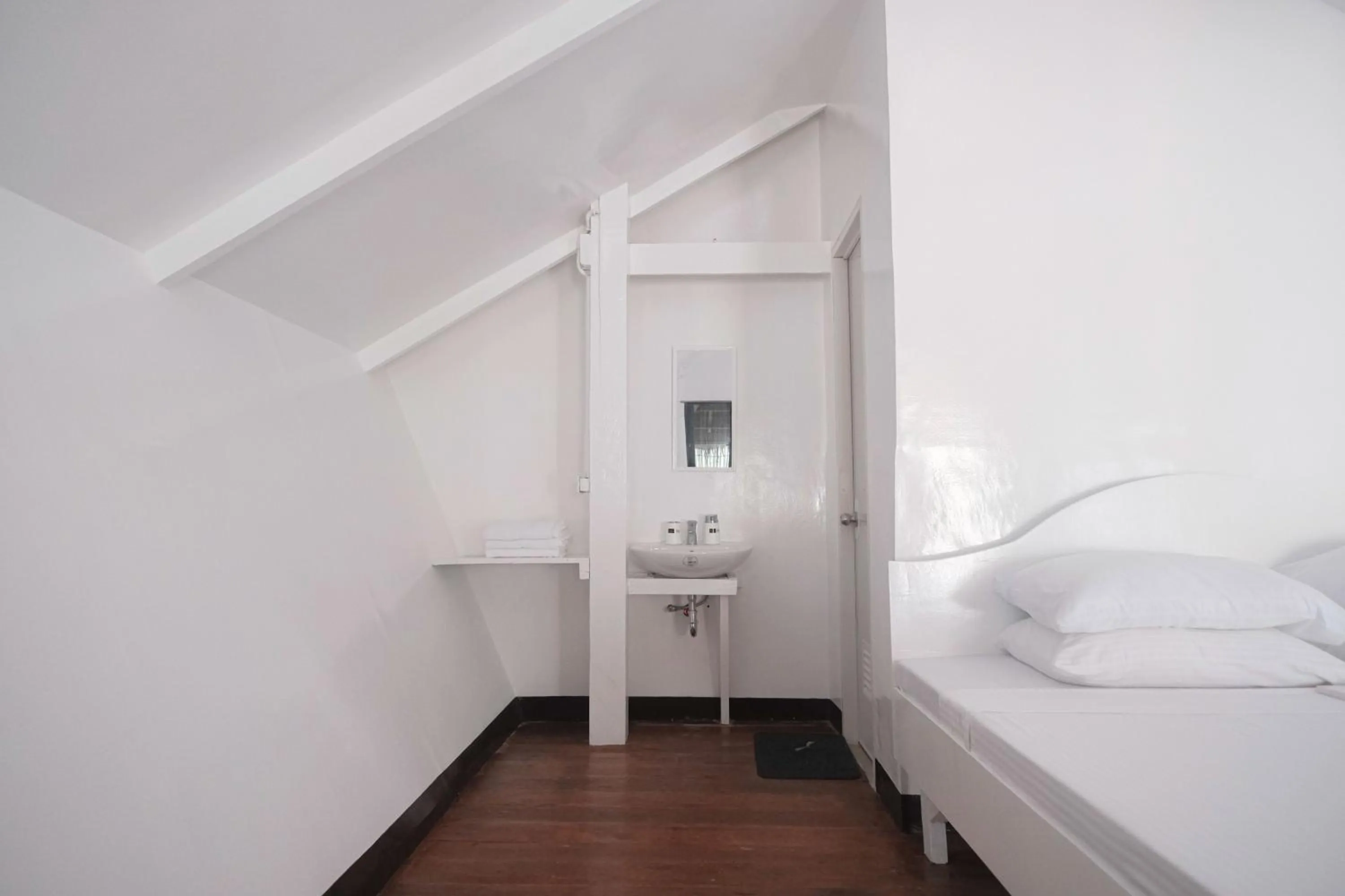 Bedroom, Bed in Mazawa Siargao