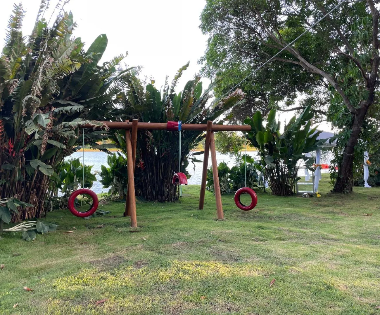 Children play ground in Guarajuba Suítes Premium Boutique Hotel