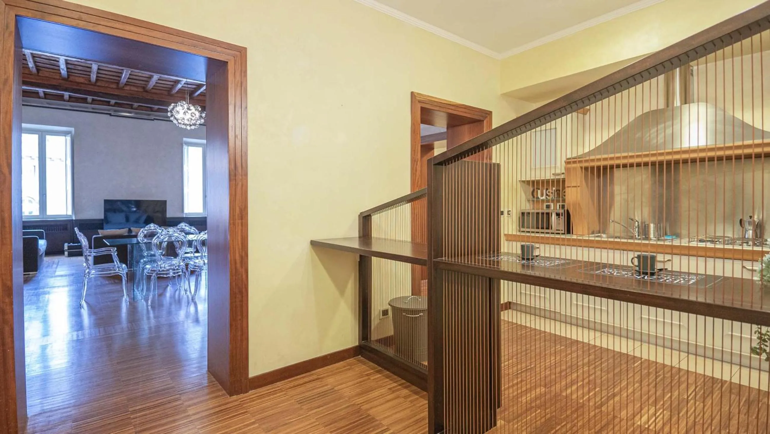 Kitchen or kitchenette in EasyTopStay - Piazza Venezia City View Charming Apt