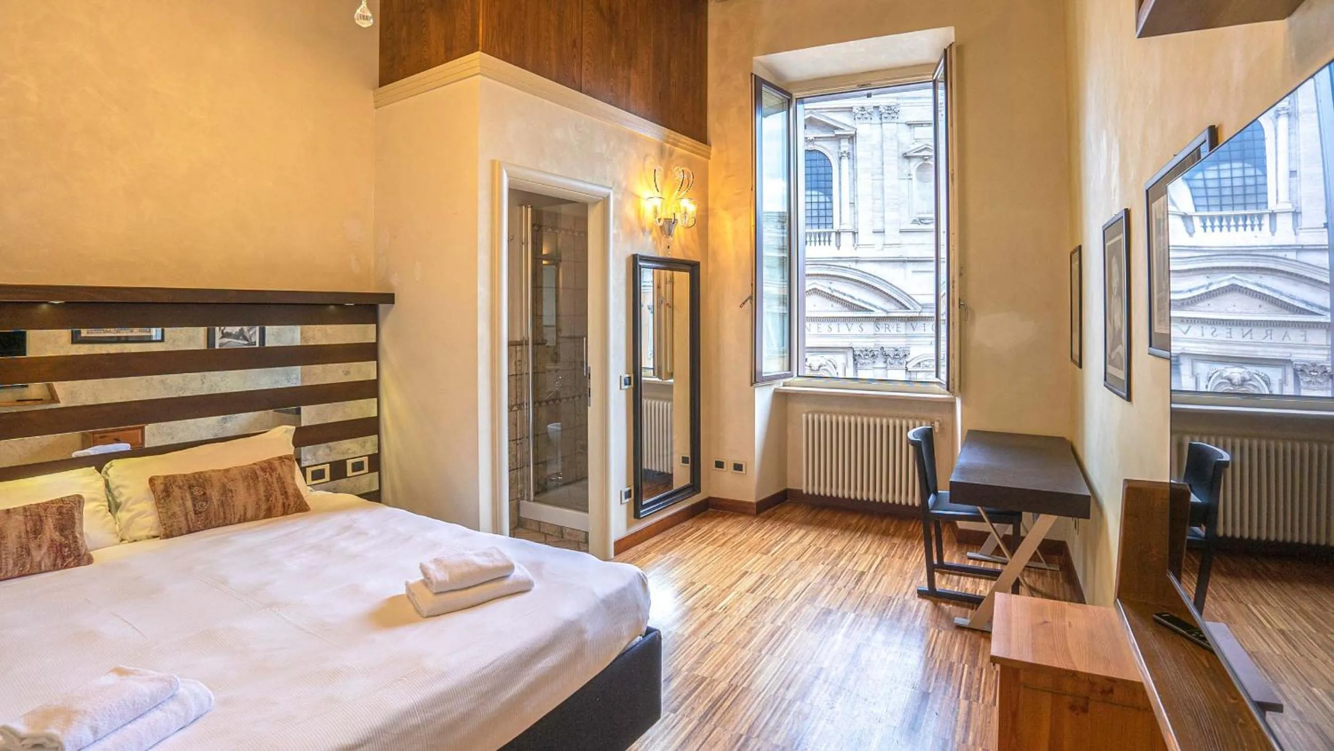 Bedroom, Bed in EasyTopStay - Piazza Venezia City View Charming Apt