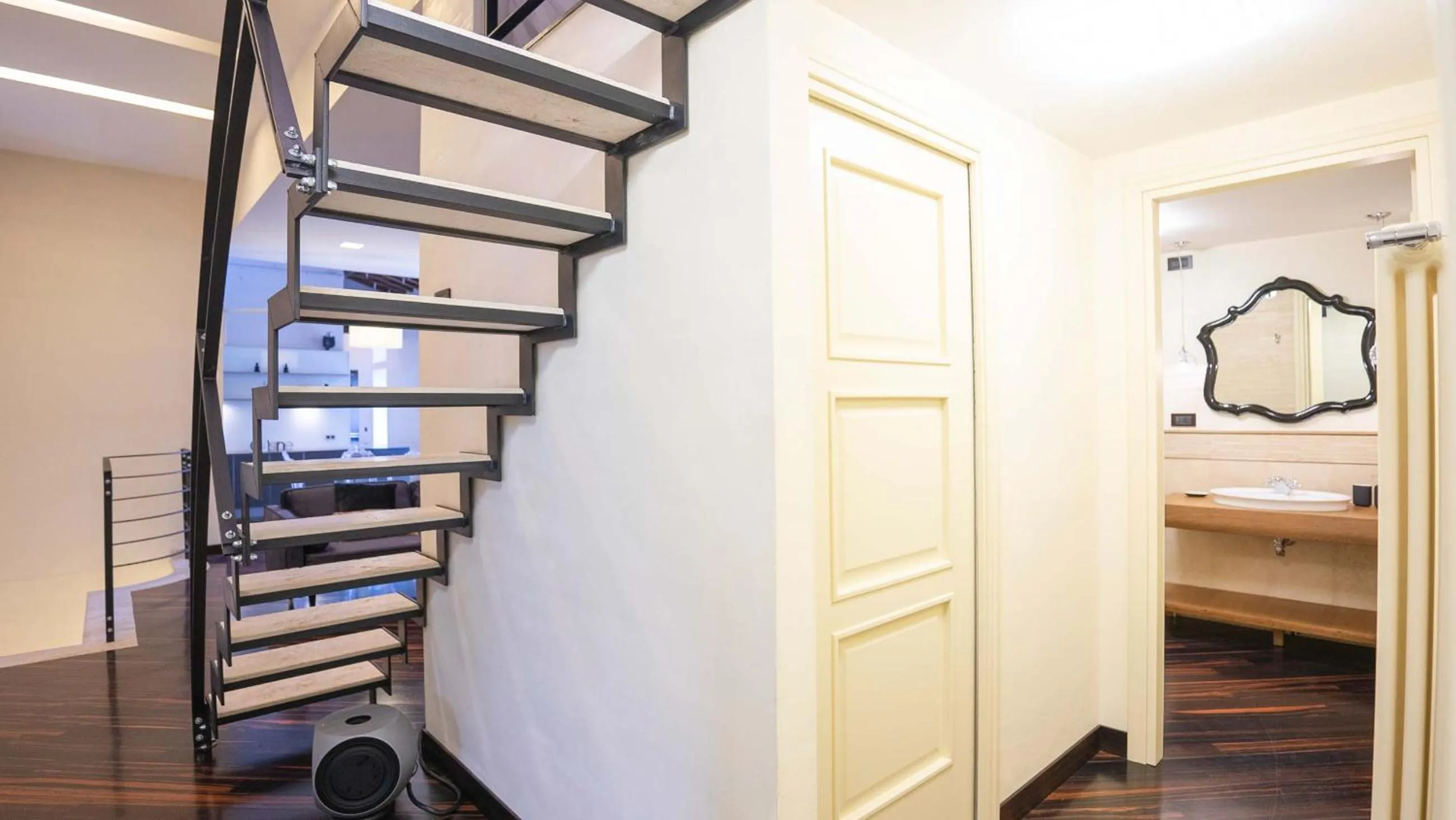 Photo of the whole room in EasyTopStay - Piazza Venezia City View Charming Apt