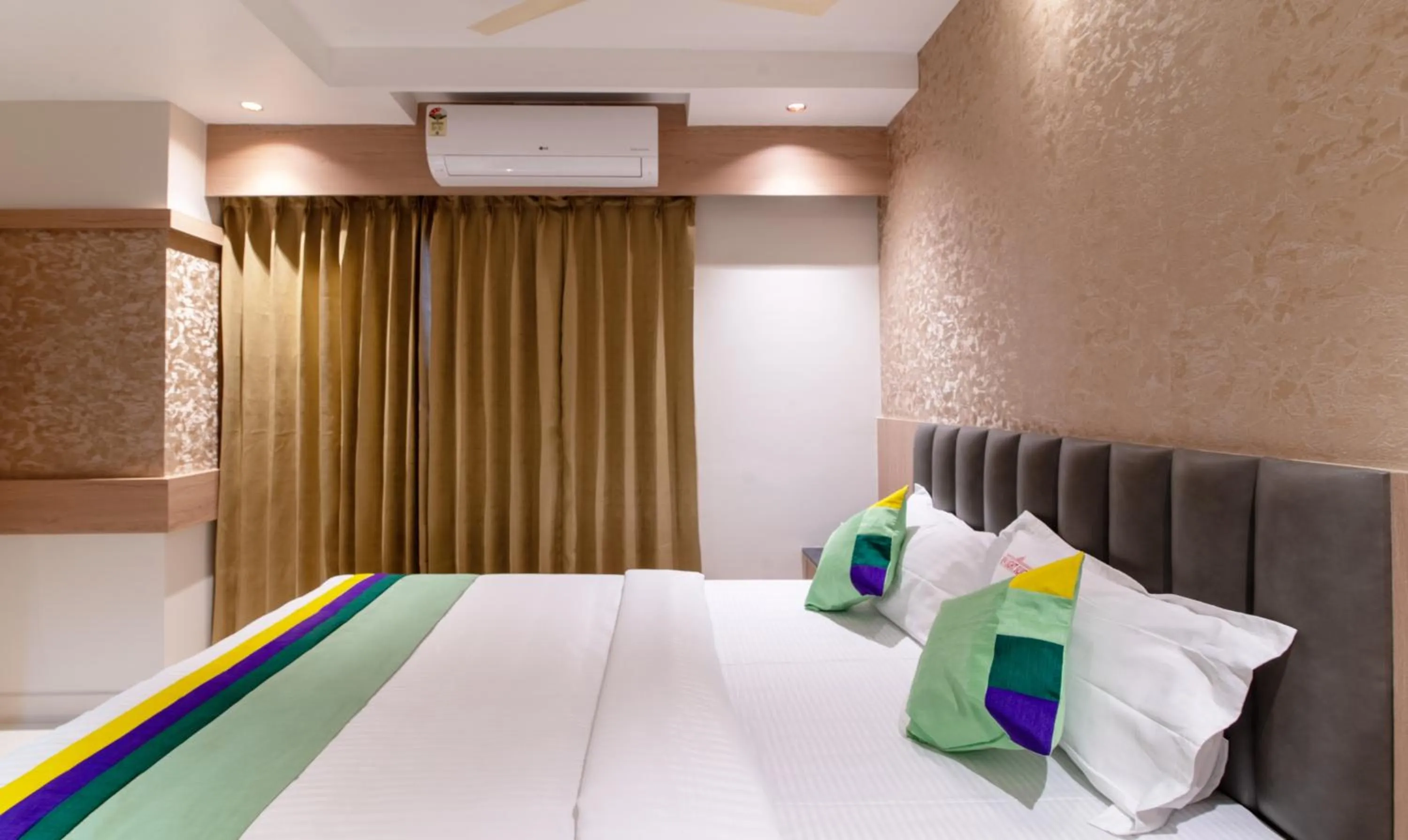 Bedroom, Bed in Treebo Premium New Light Suites