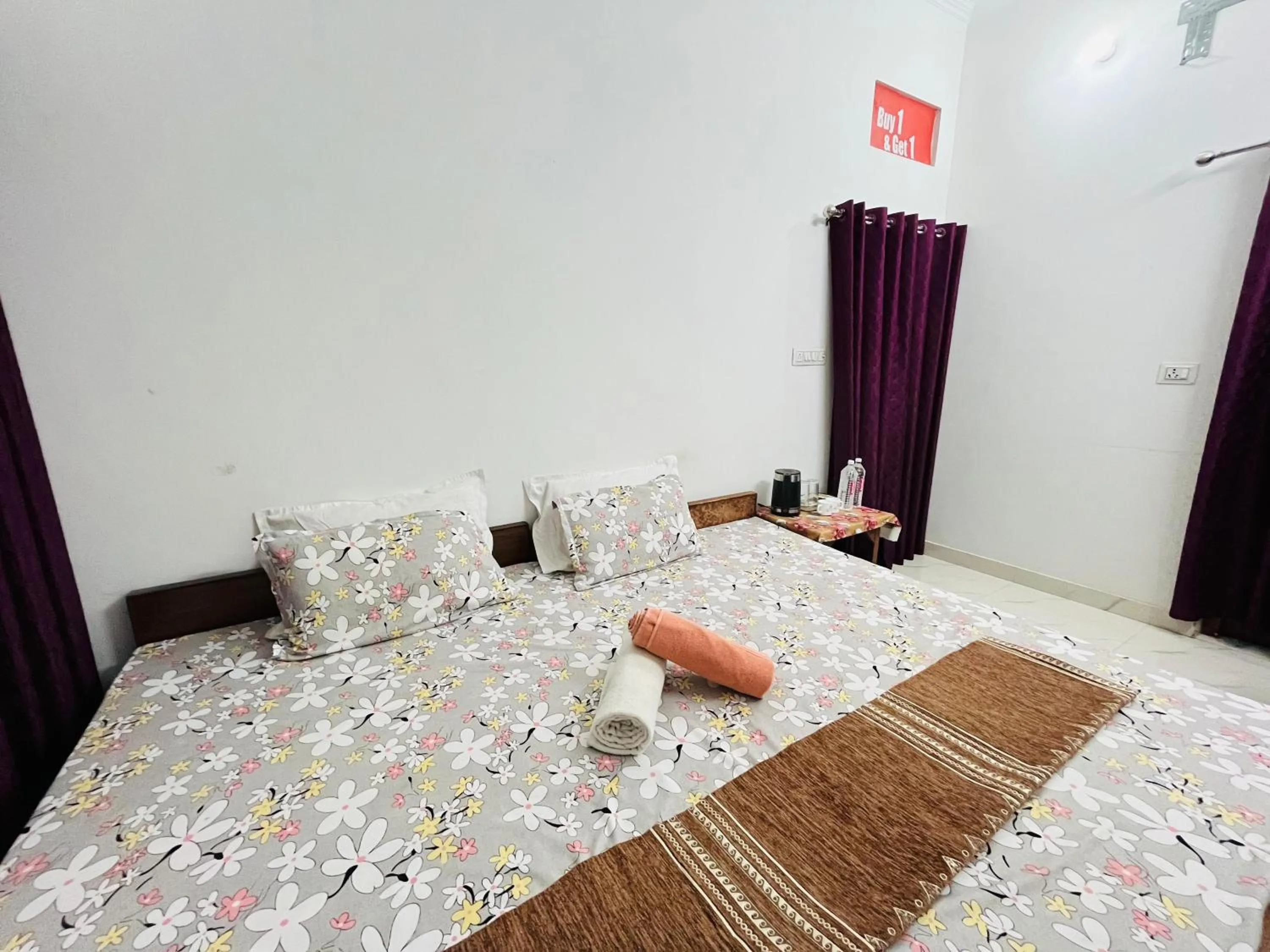 Bedroom, Bed in Maa vaishno paying guest house