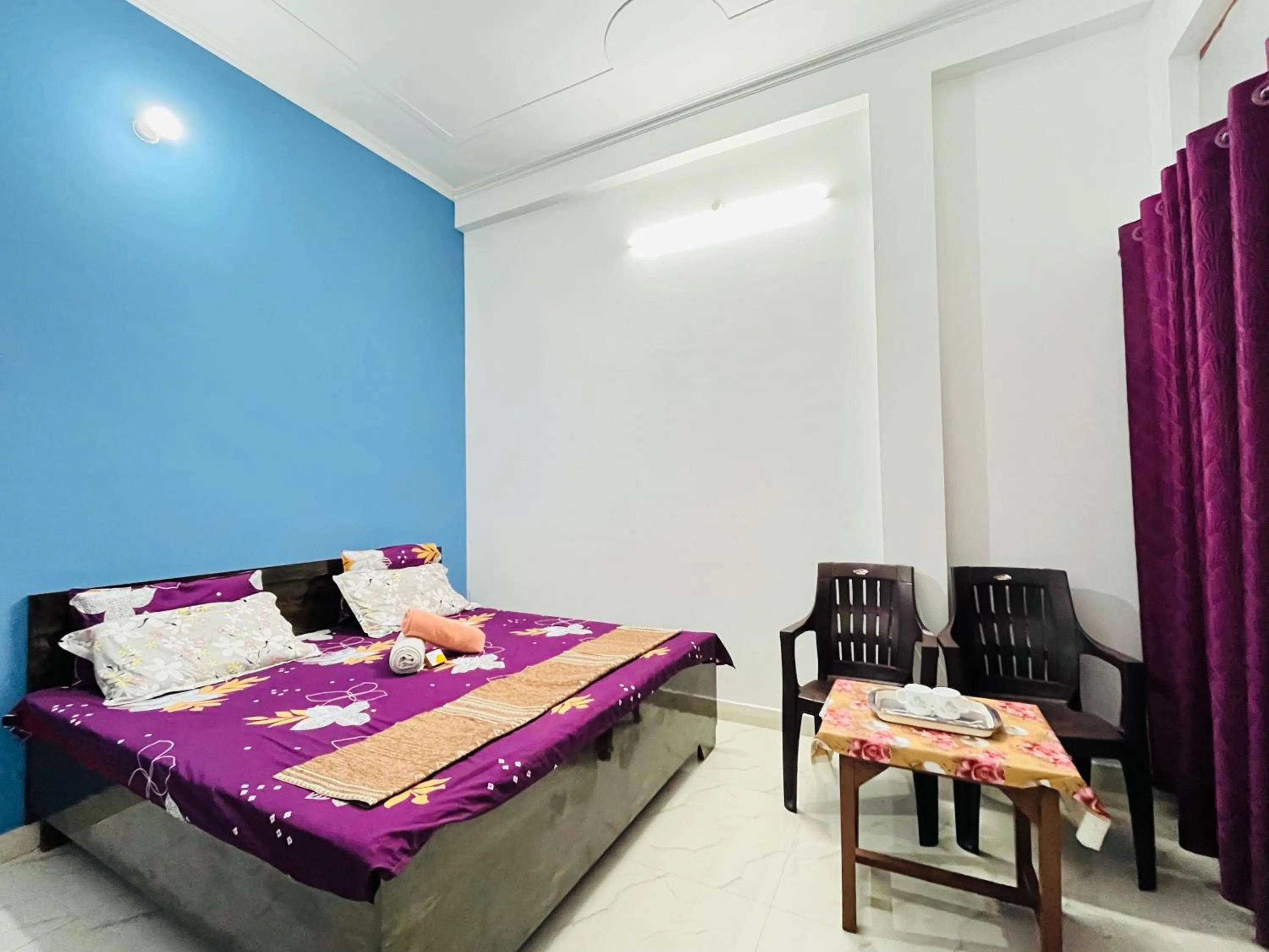 Bed in Maa vaishno paying guest house