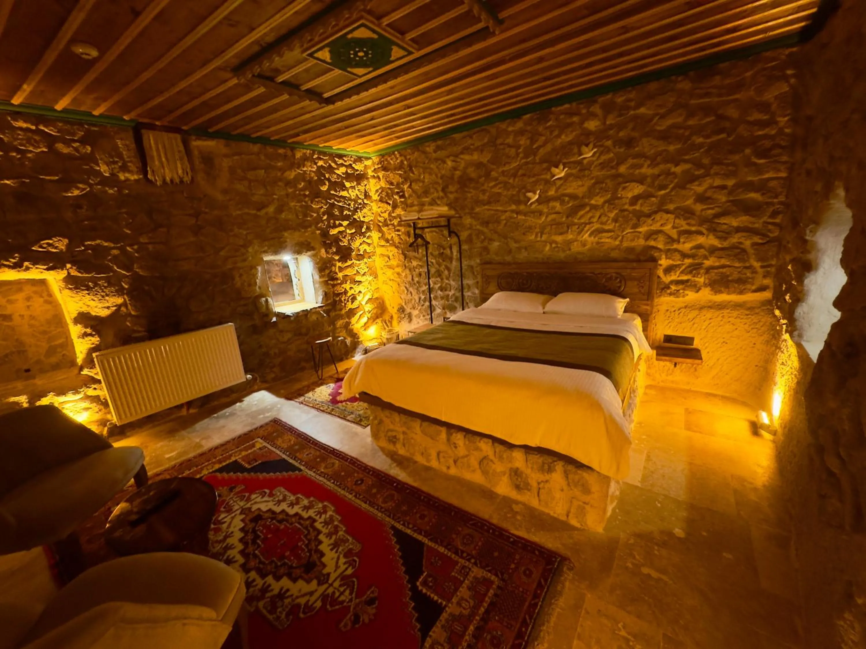 Bedroom, Bed in Euphoria Cave House