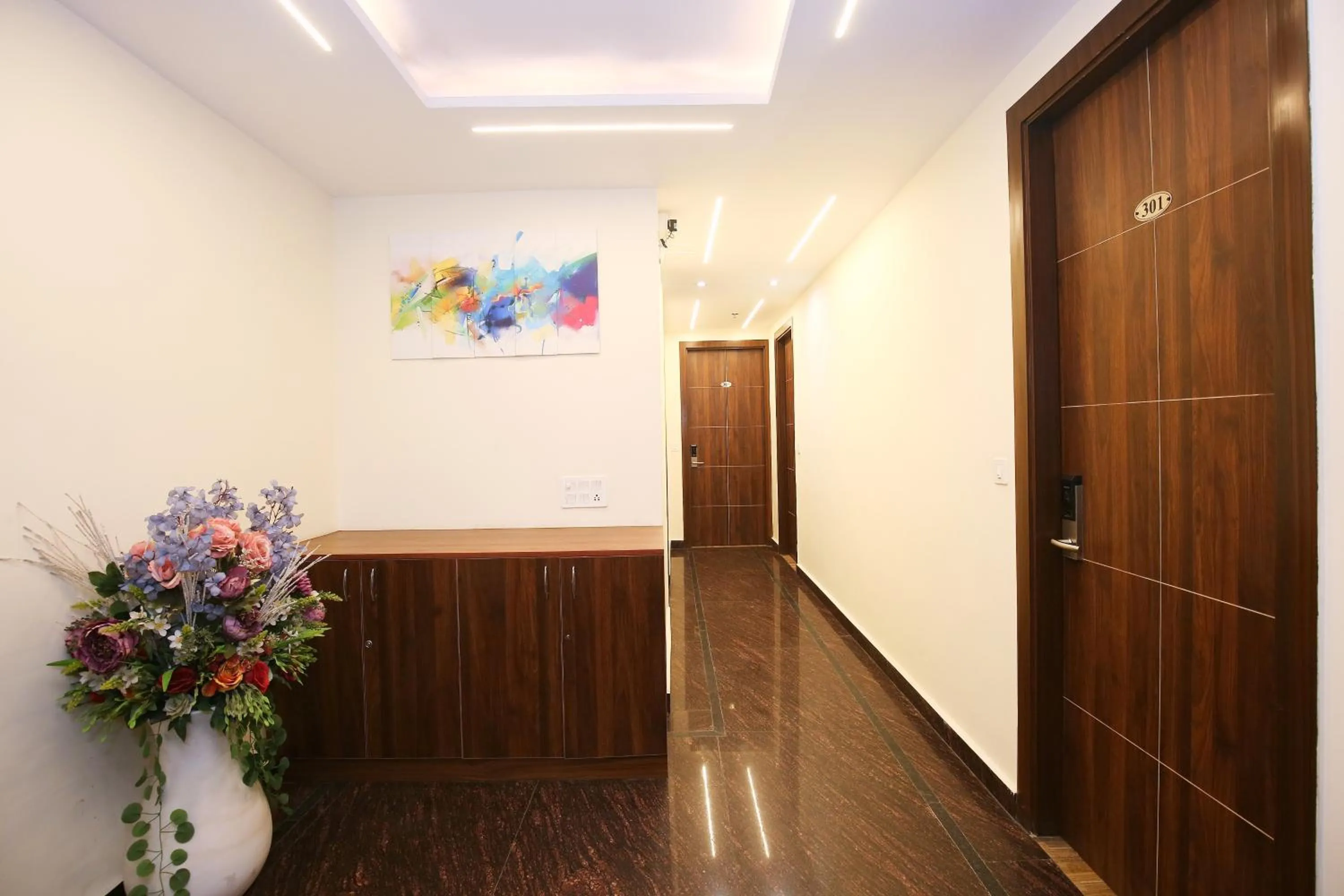 Lobby or reception in Hotel East Wood Amritsar