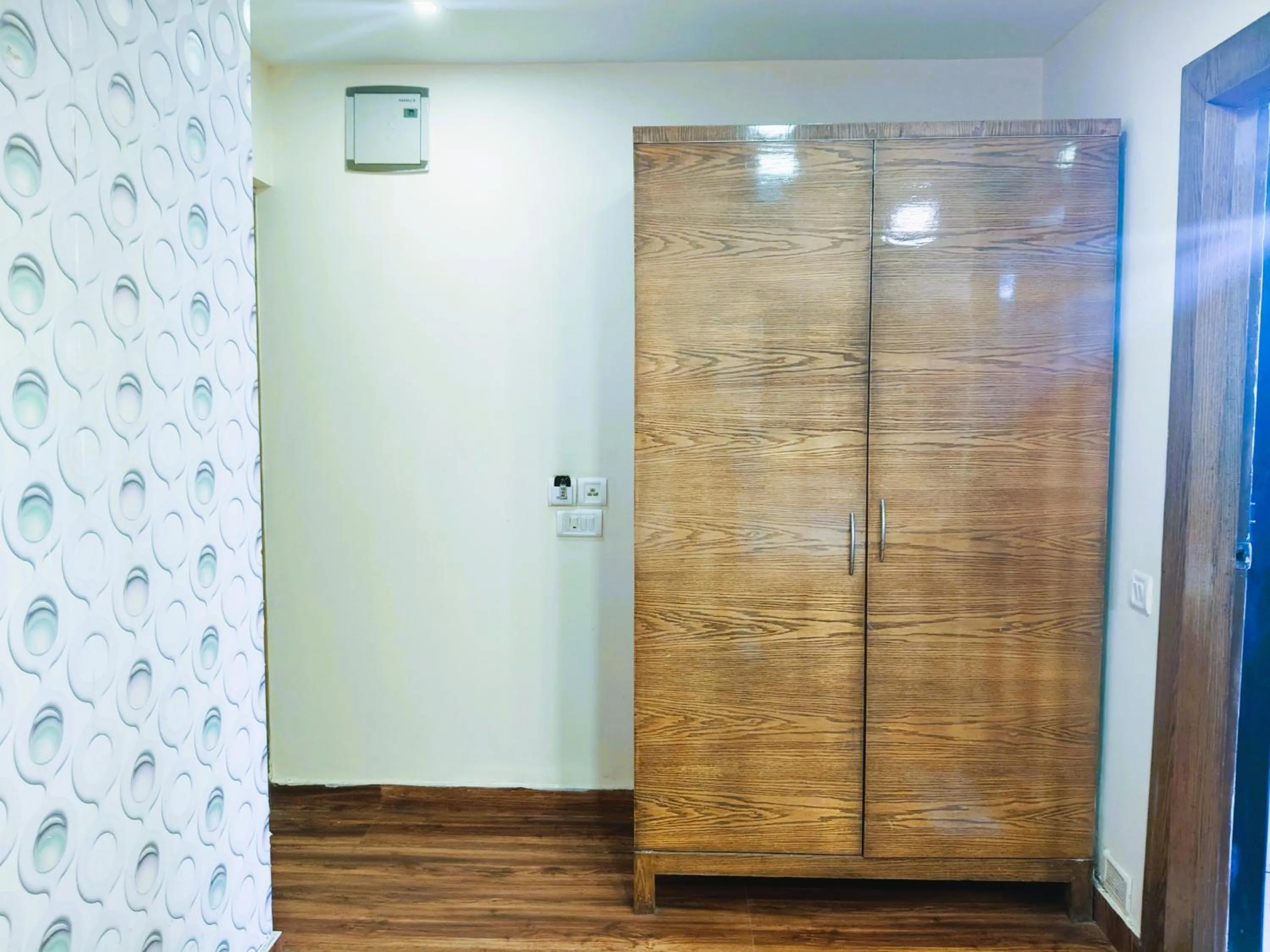 Athasri Hotel Infantry Road