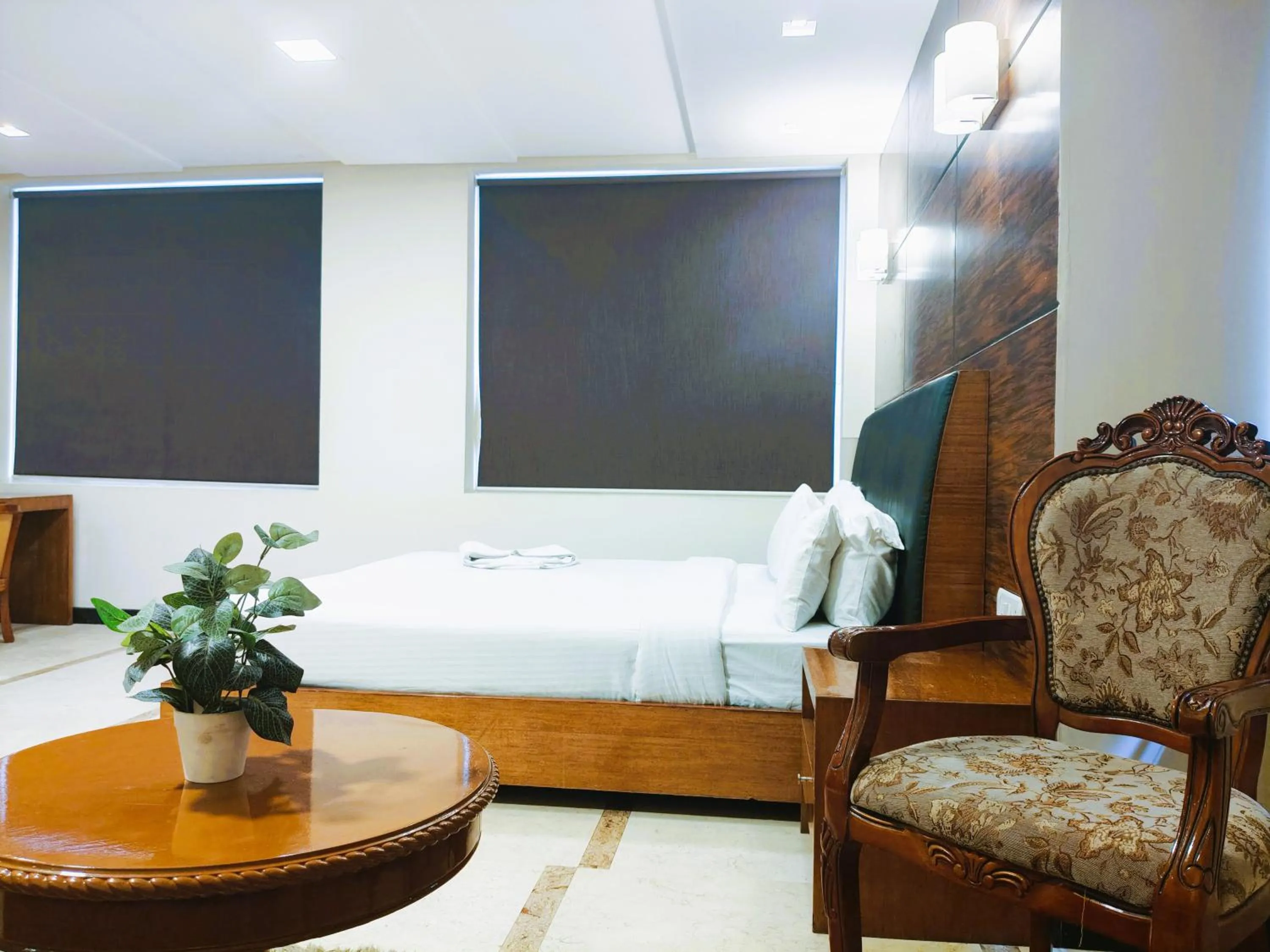 Bed in Athasri Hotel Infantry Road