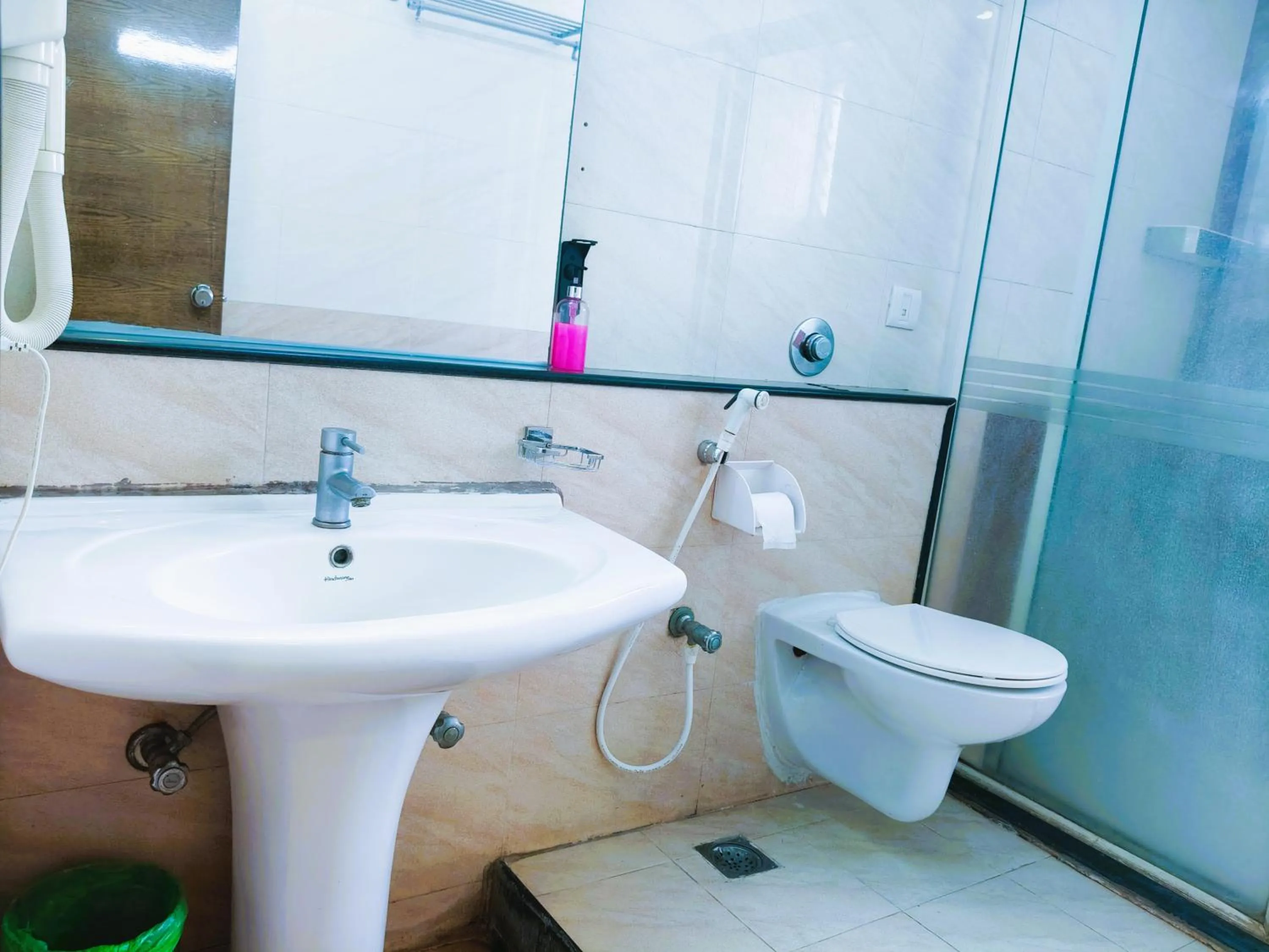 Athasri Hotel Infantry Road