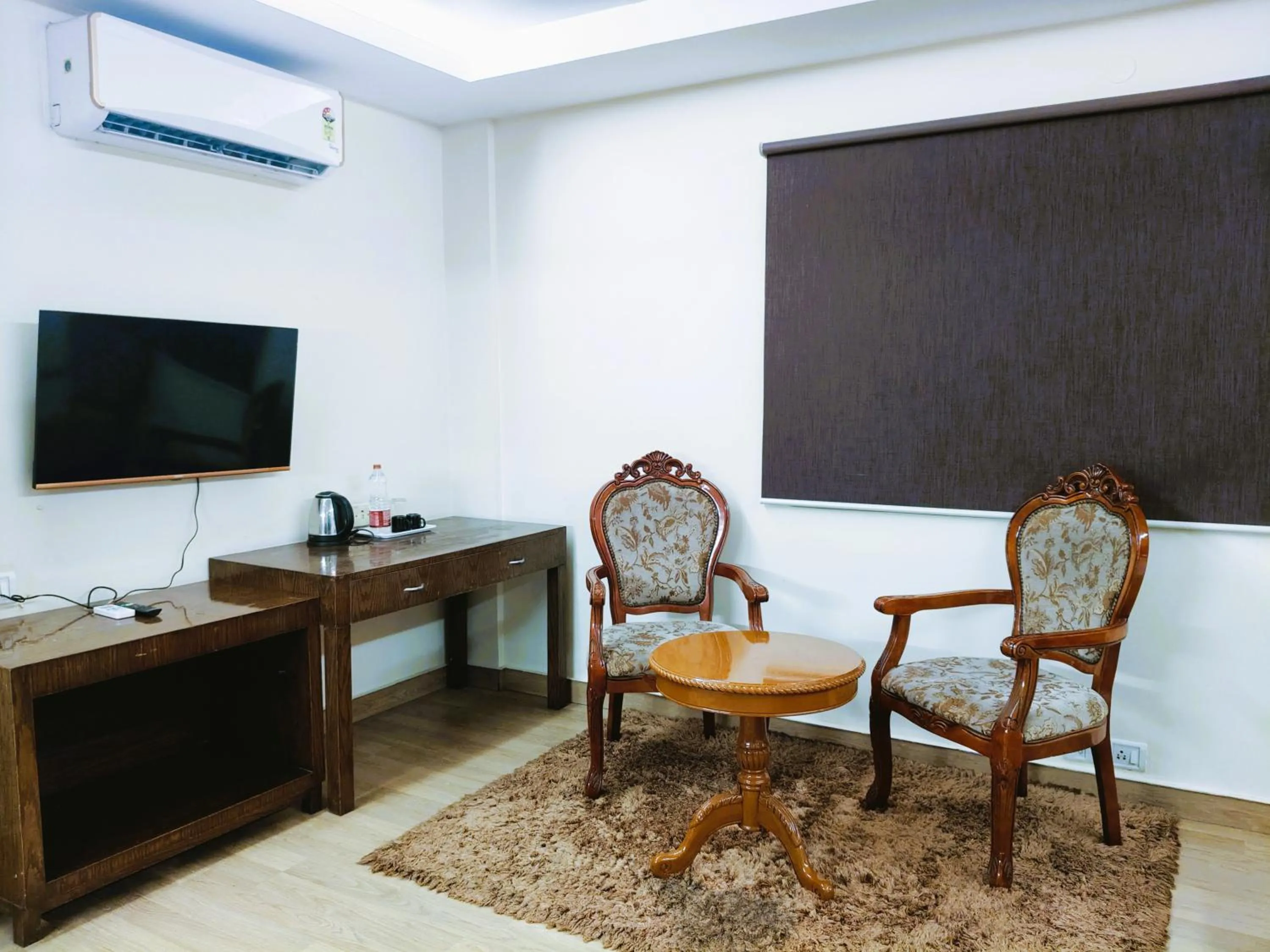 Athasri Hotel Infantry Road