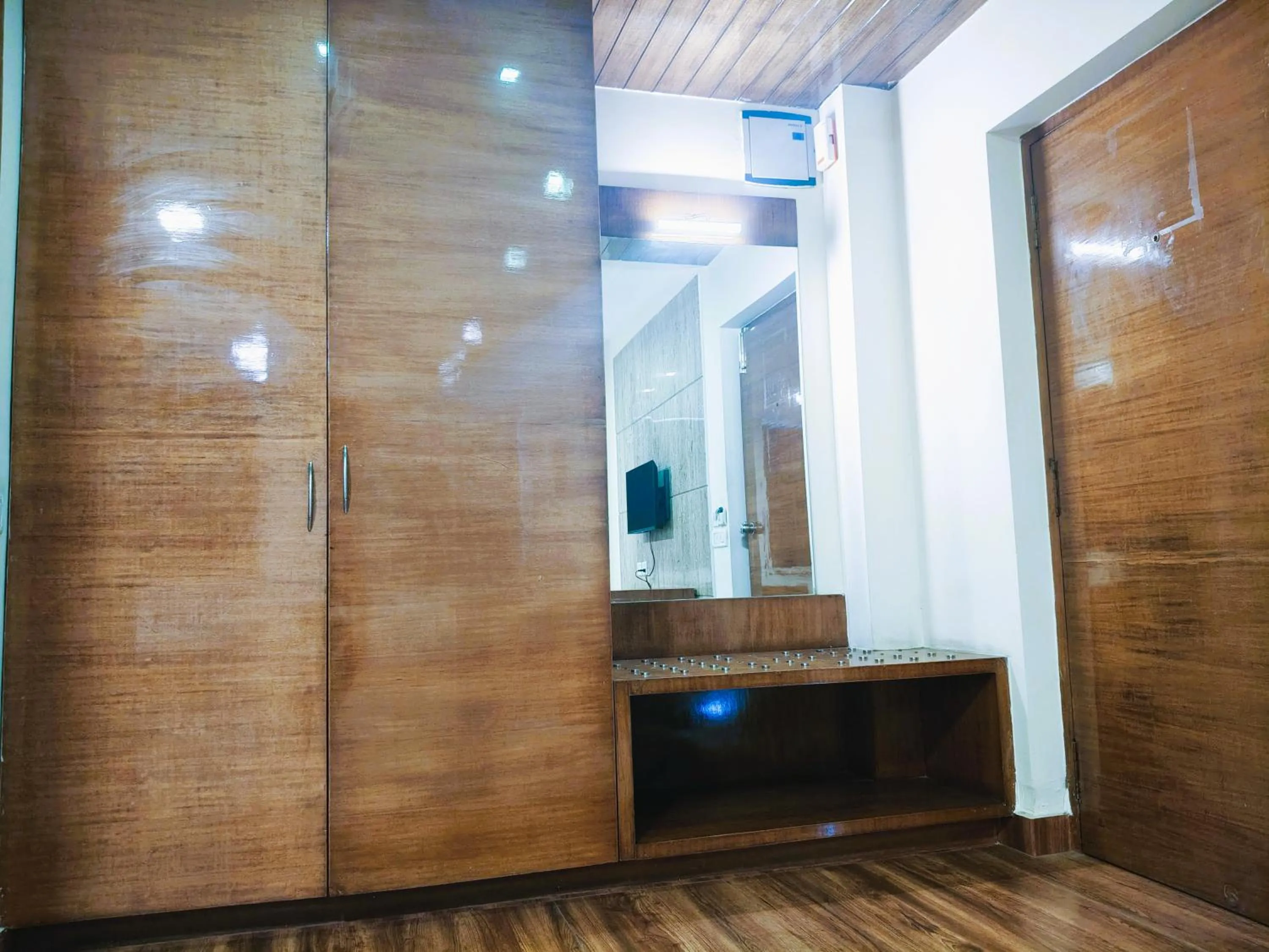 Athasri Hotel Infantry Road