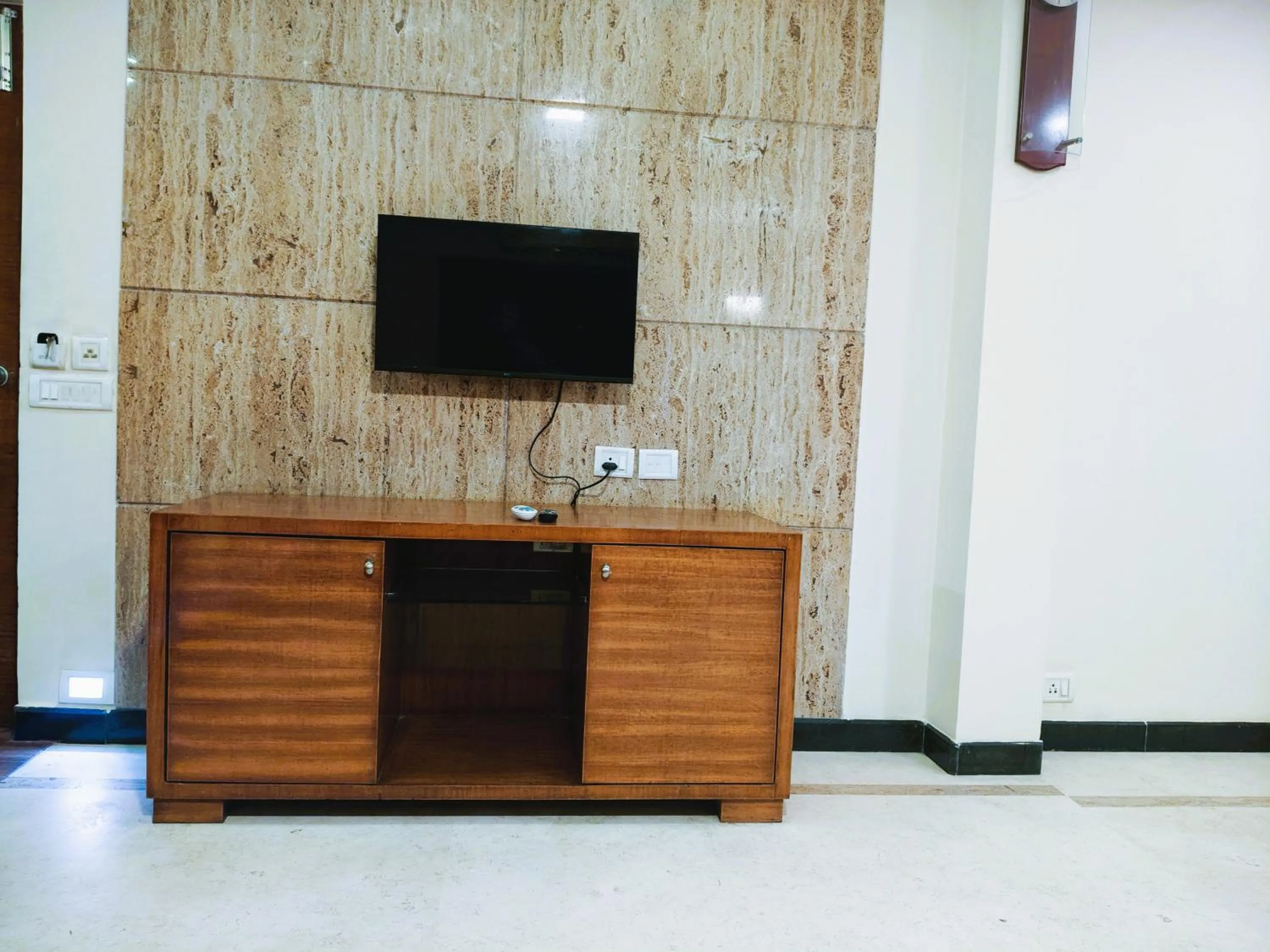 Athasri Hotel Infantry Road