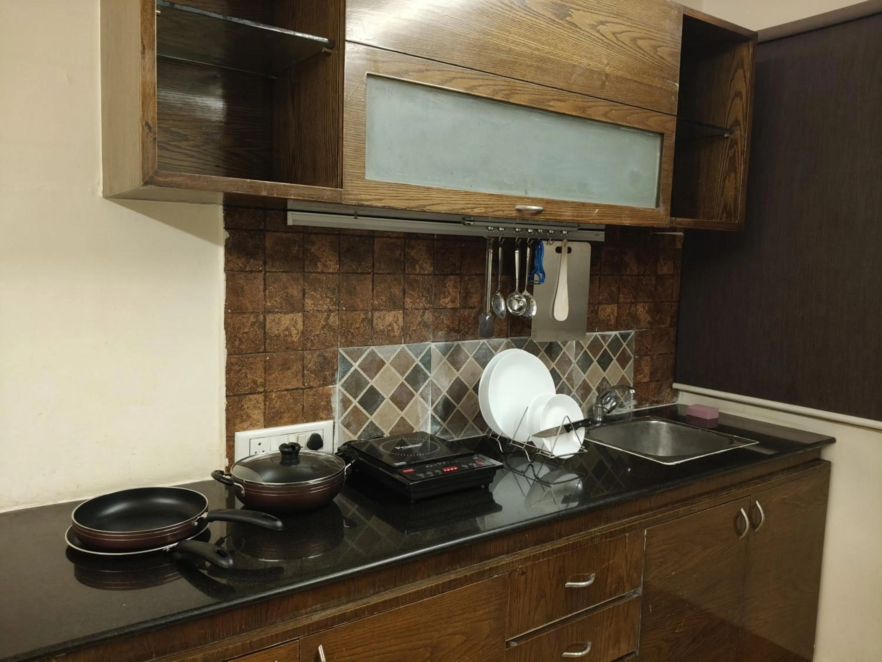 Athasri Hotel Infantry Road