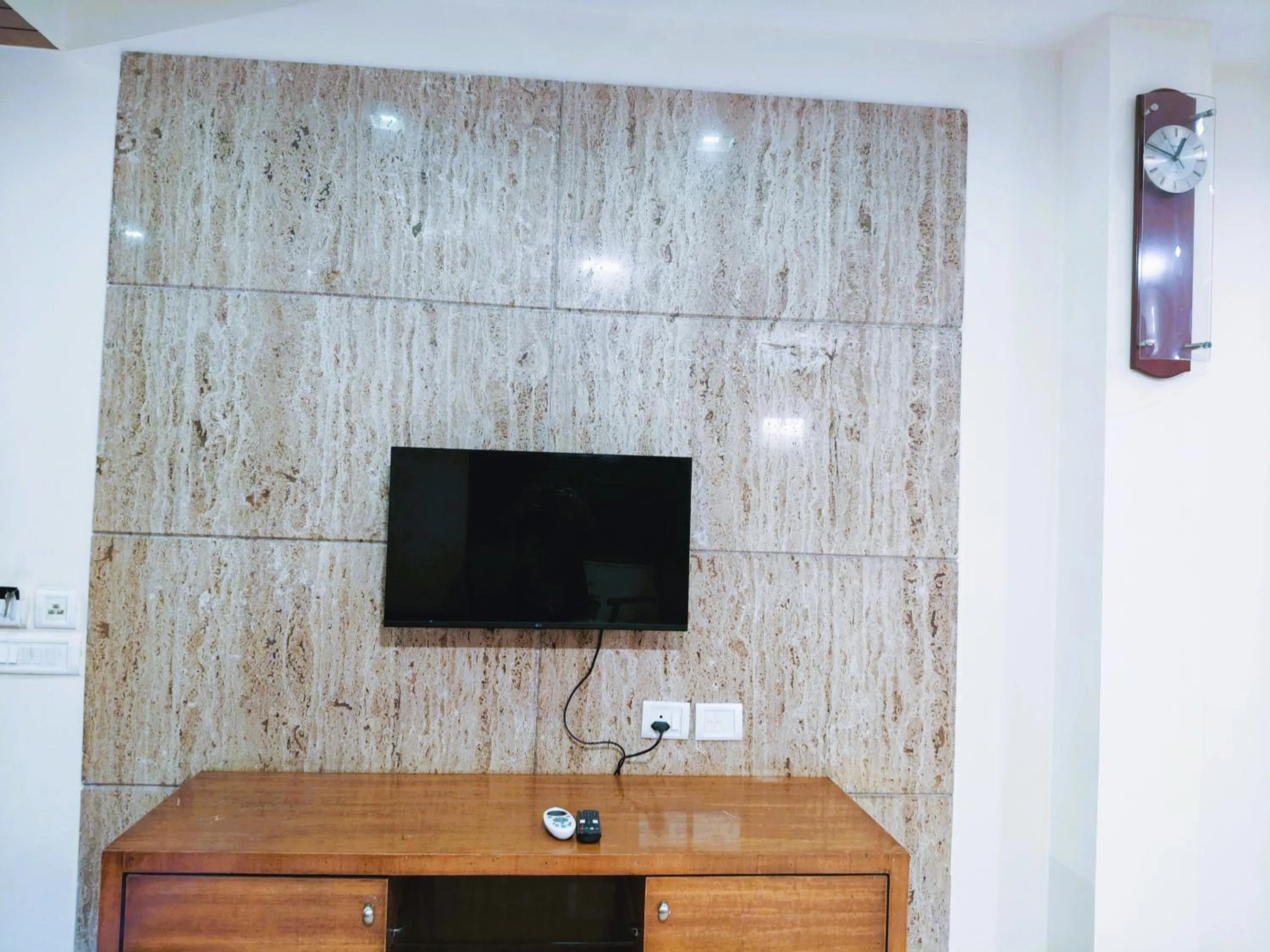 Athasri Hotel Infantry Road