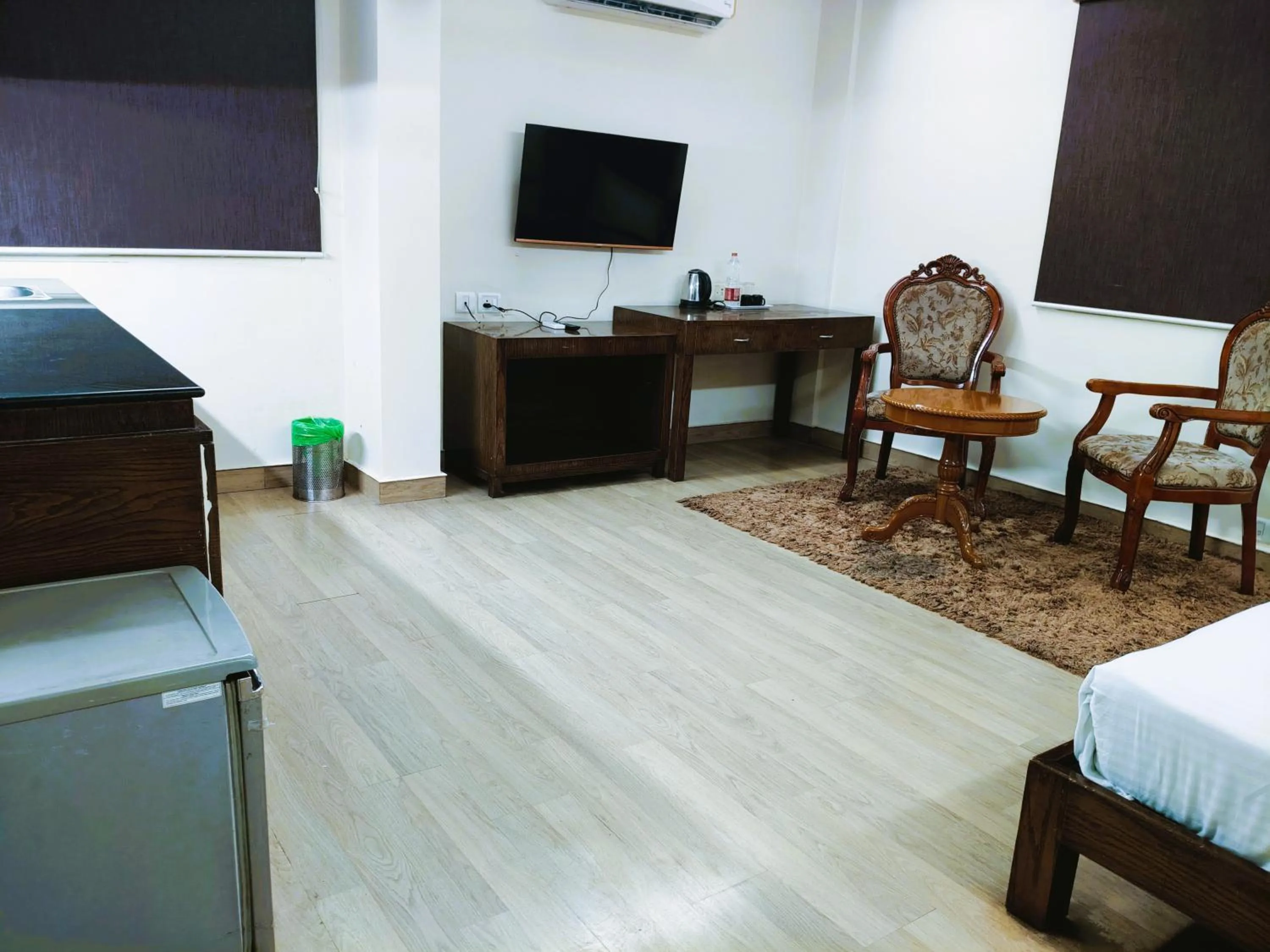 Athasri Hotel Infantry Road