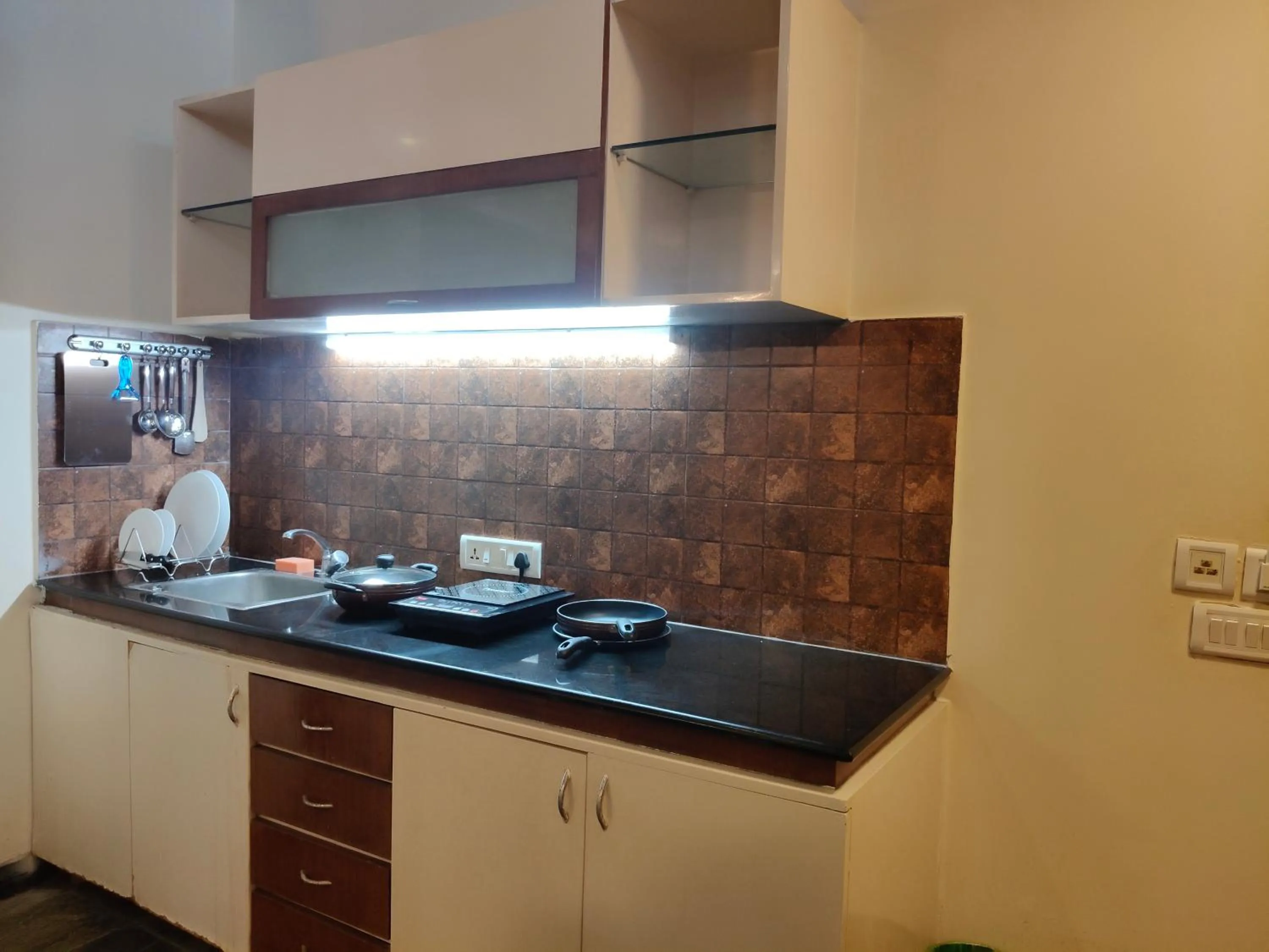 Athasri Hotel Infantry Road