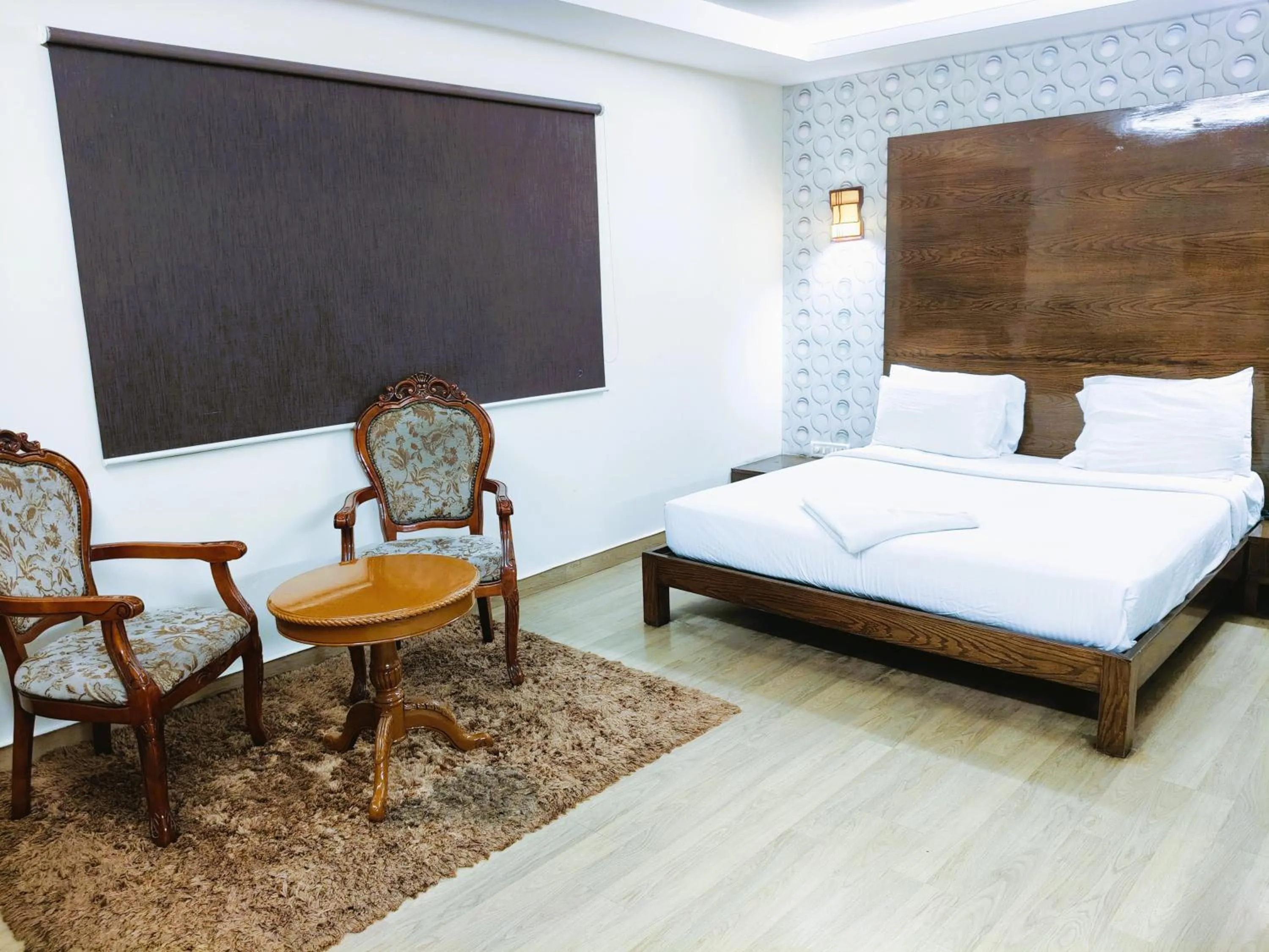 Bed in Athasri Hotel Infantry Road