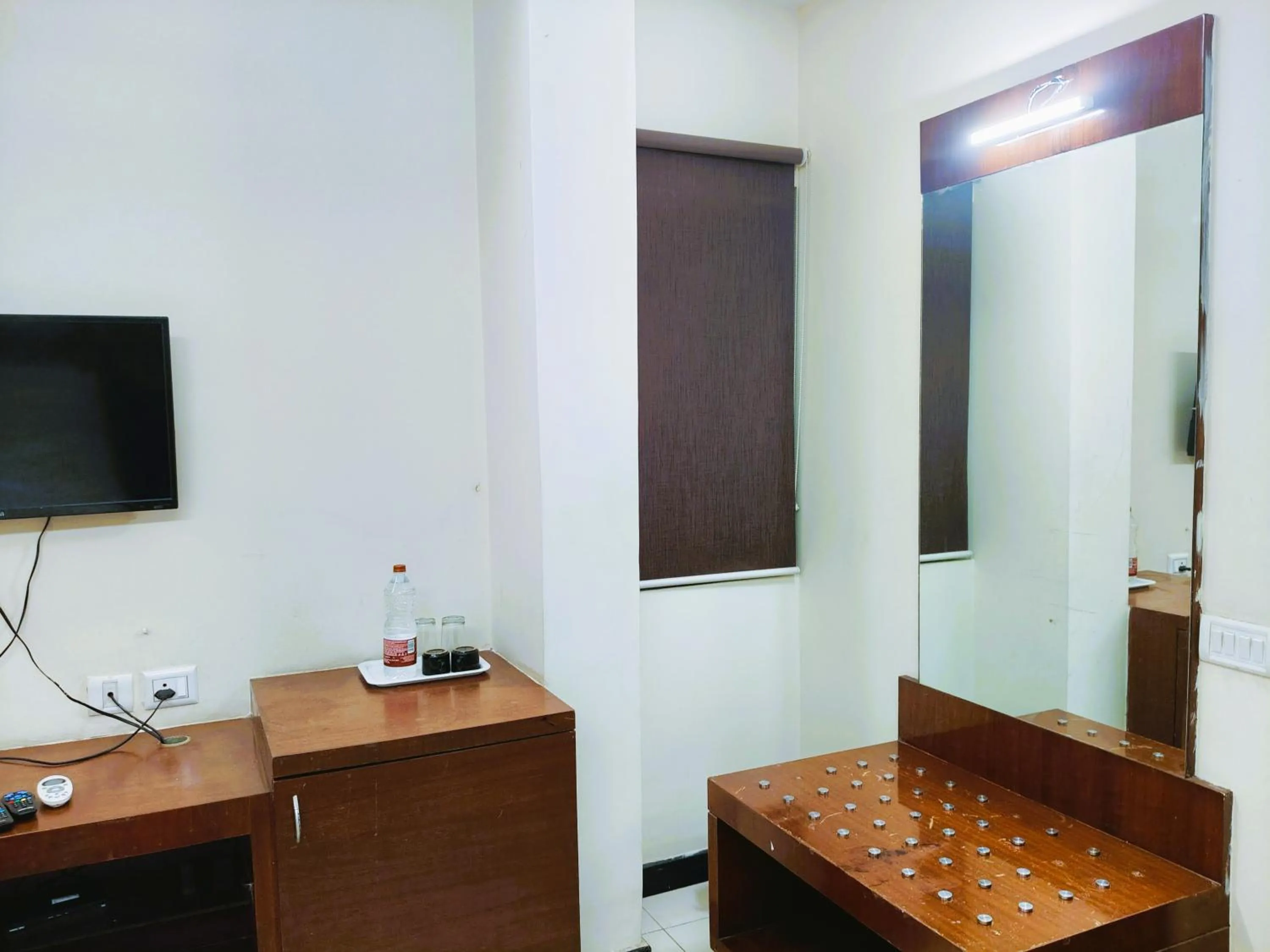 Athasri Hotel Infantry Road