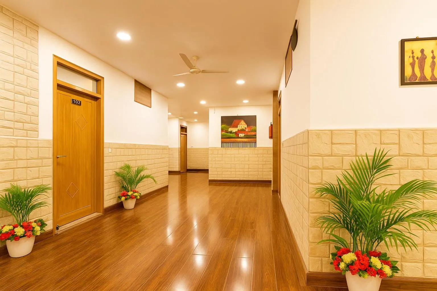 VIP in Hotel Shiva Lake - Near Mussoorie Lake