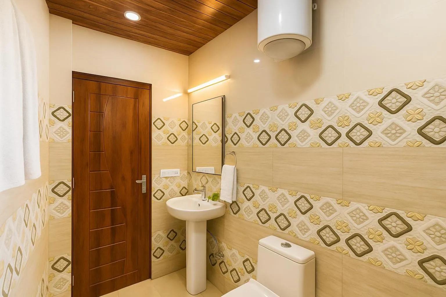 Shower in Hotel Shiva Lake - Near Mussoorie Lake