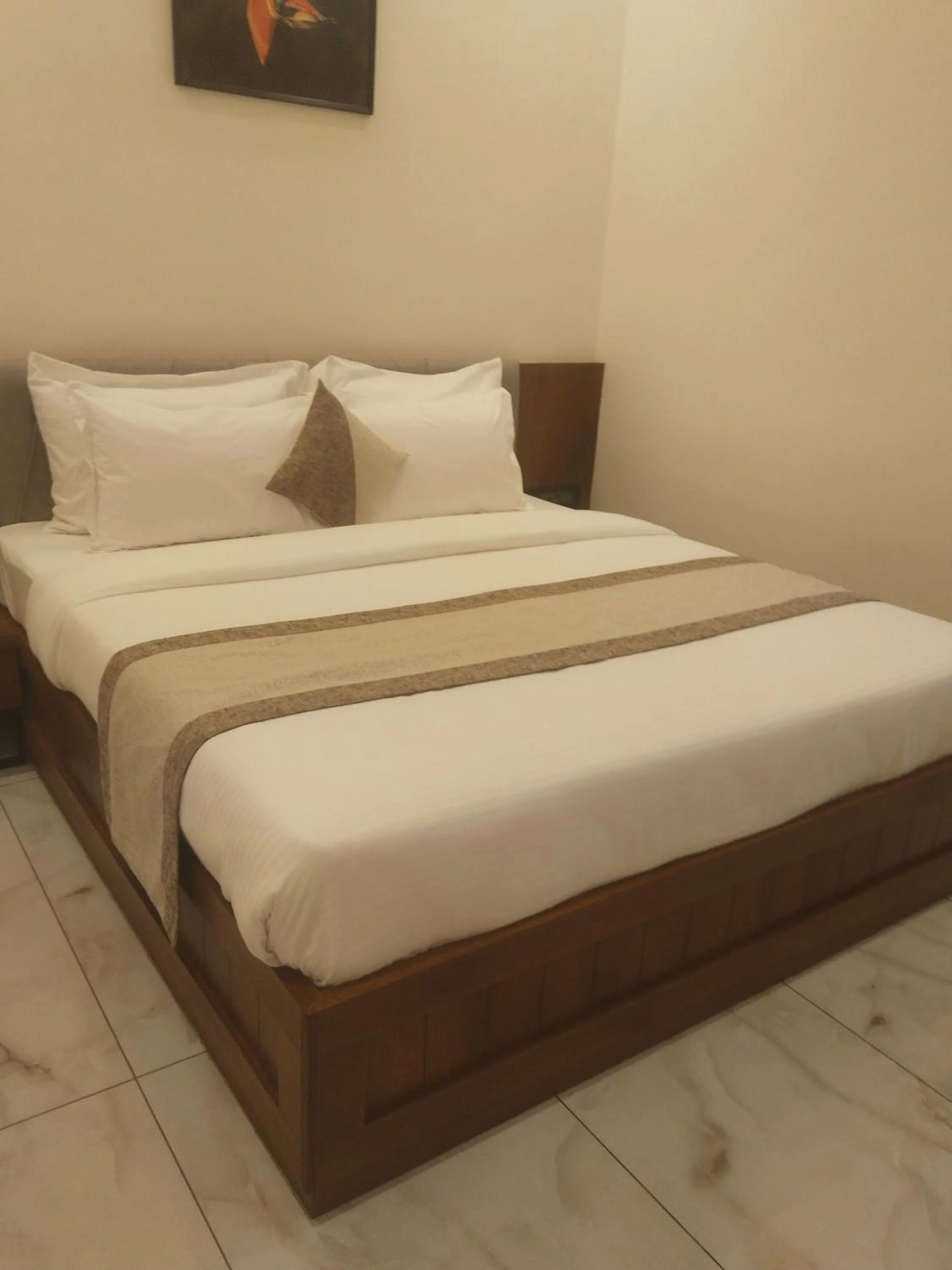 Bed in Parivar Residency