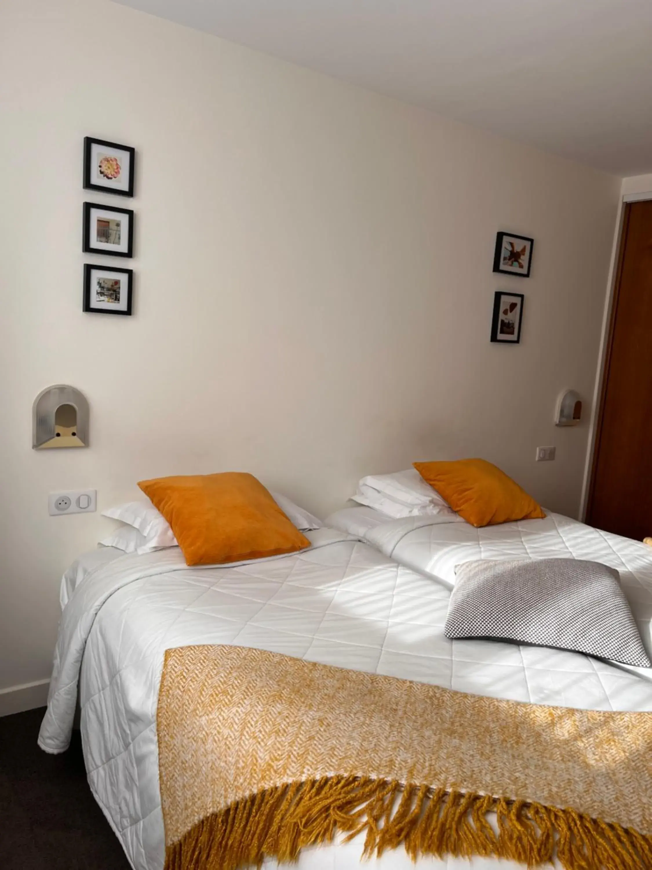 Standard Twin Room with Garden View - single occupancy in Le Téméraire Hôtel Standard Twin Room with Garden View - single occupancy in Le Téméraire Hôtel