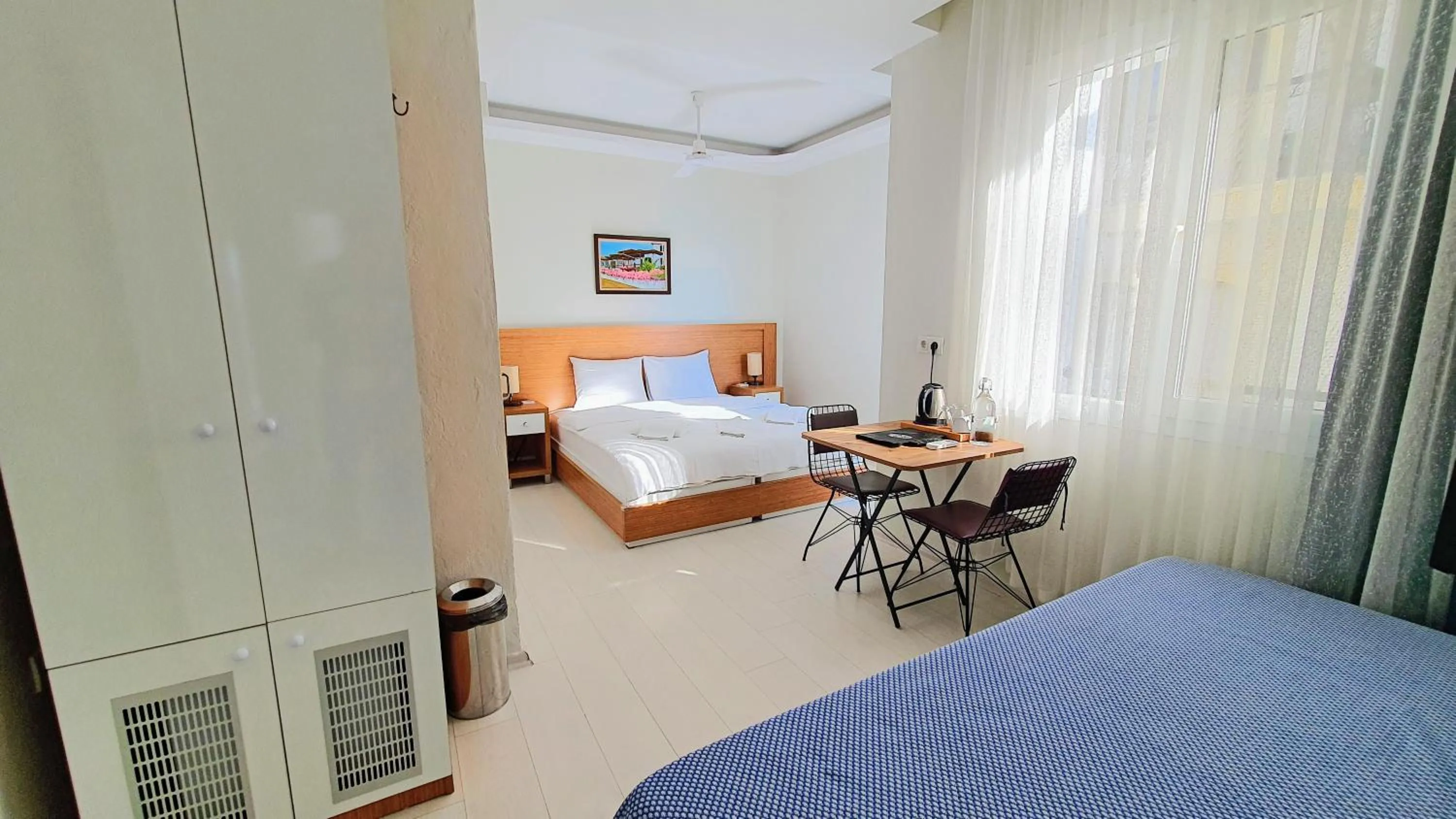 Photo of the whole room, Bed in Midilli Konak Foca