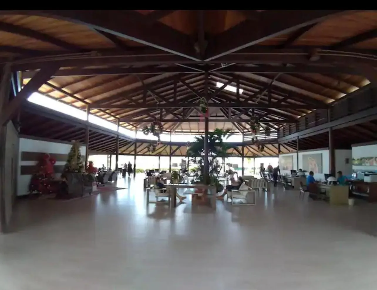 Dom Pedro Laguna Beach Resort & Golf