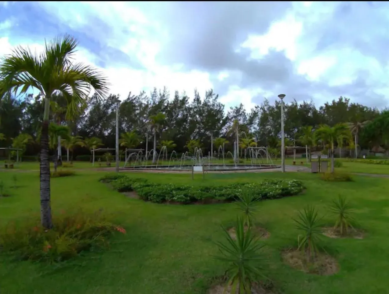 Dom Pedro Laguna Beach Resort & Golf