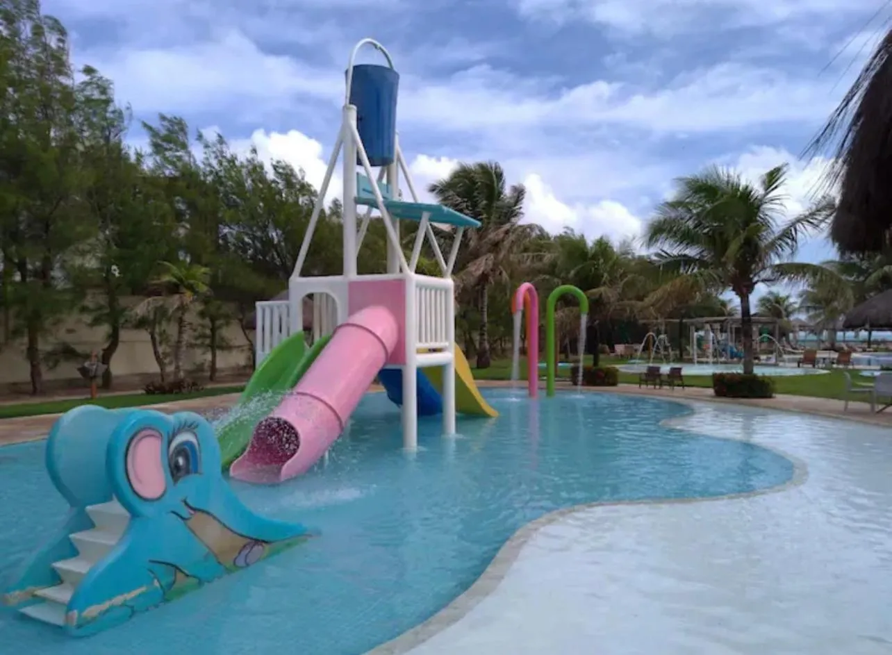 Dom Pedro Laguna Beach Resort & Golf