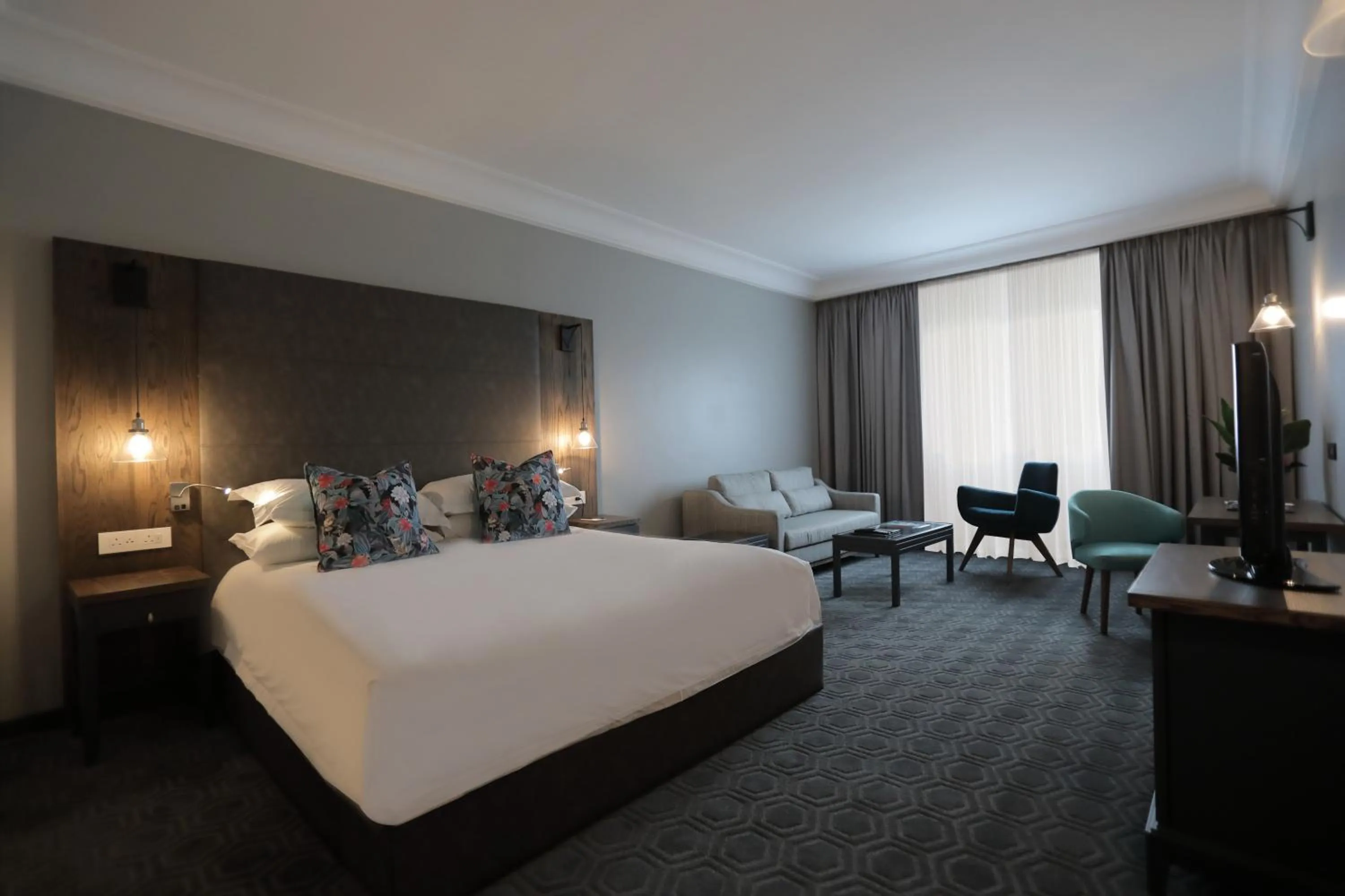 Photo of the whole room, Bed in Fiesta Royale Hotel