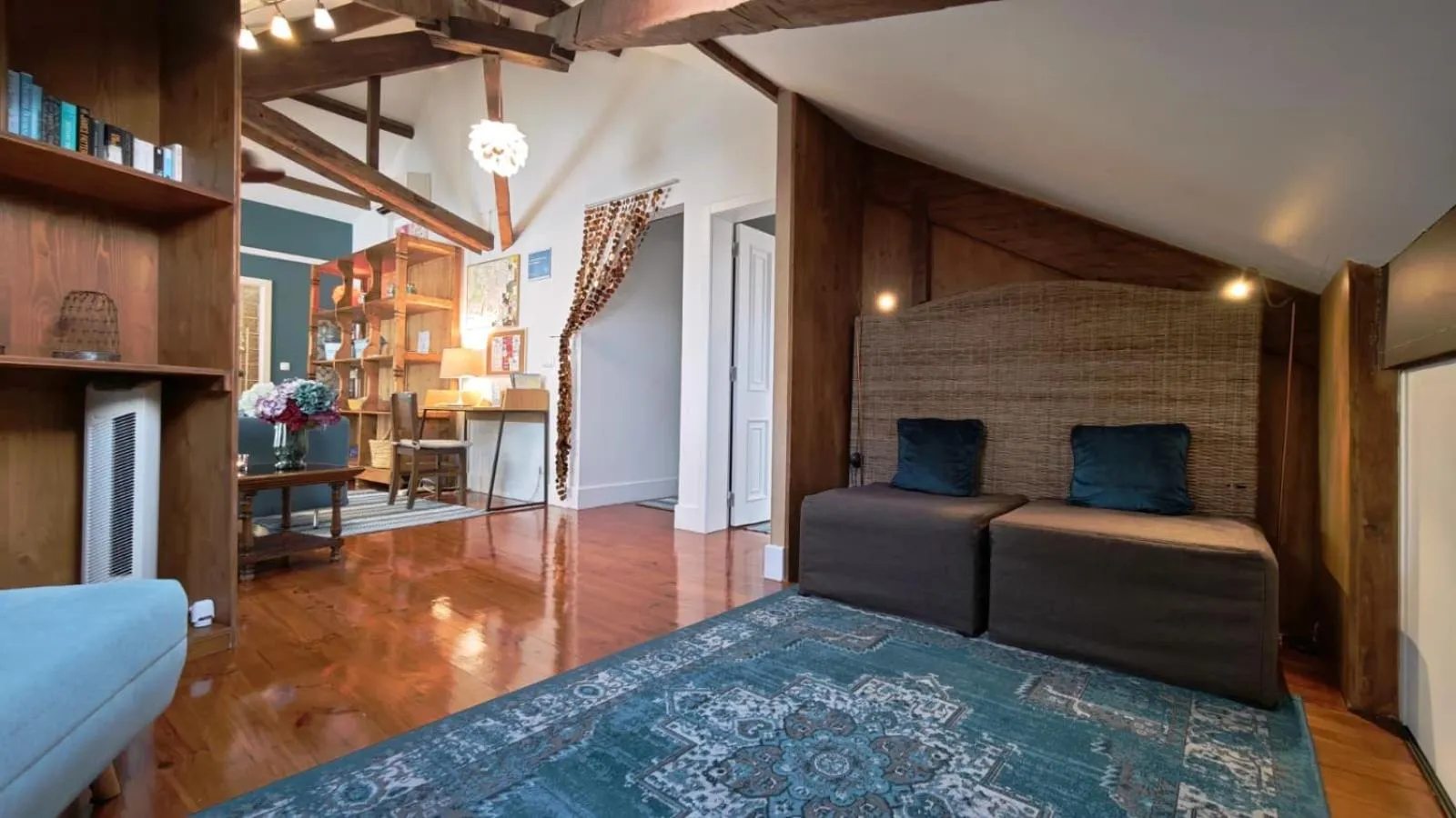 Bed in Studios with Mezzanine Rua da Moeda