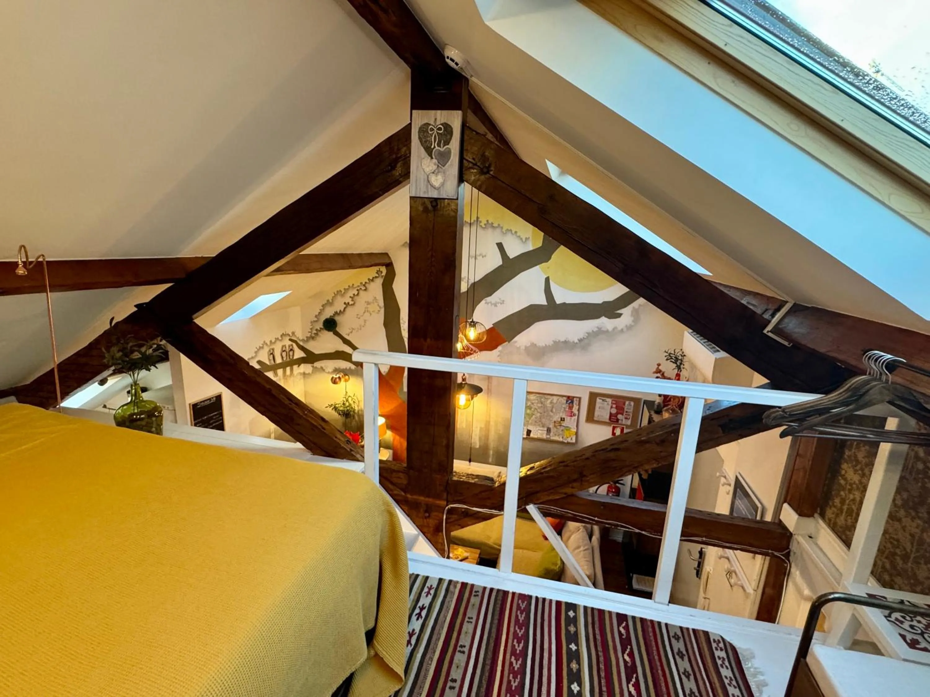 Bed in Studios with Mezzanine Rua da Moeda