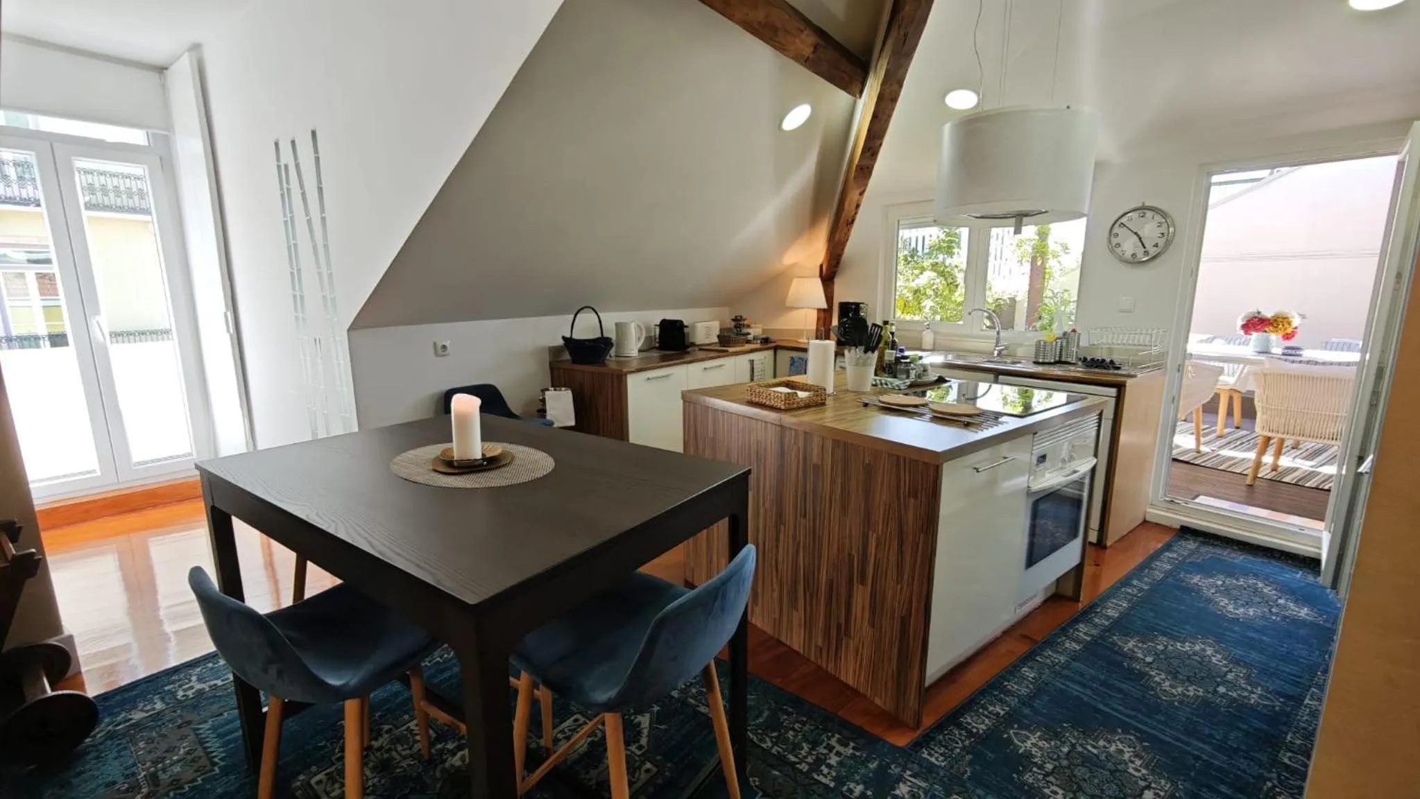 Balcony/Terrace in Studios with Mezzanine Rua da Moeda