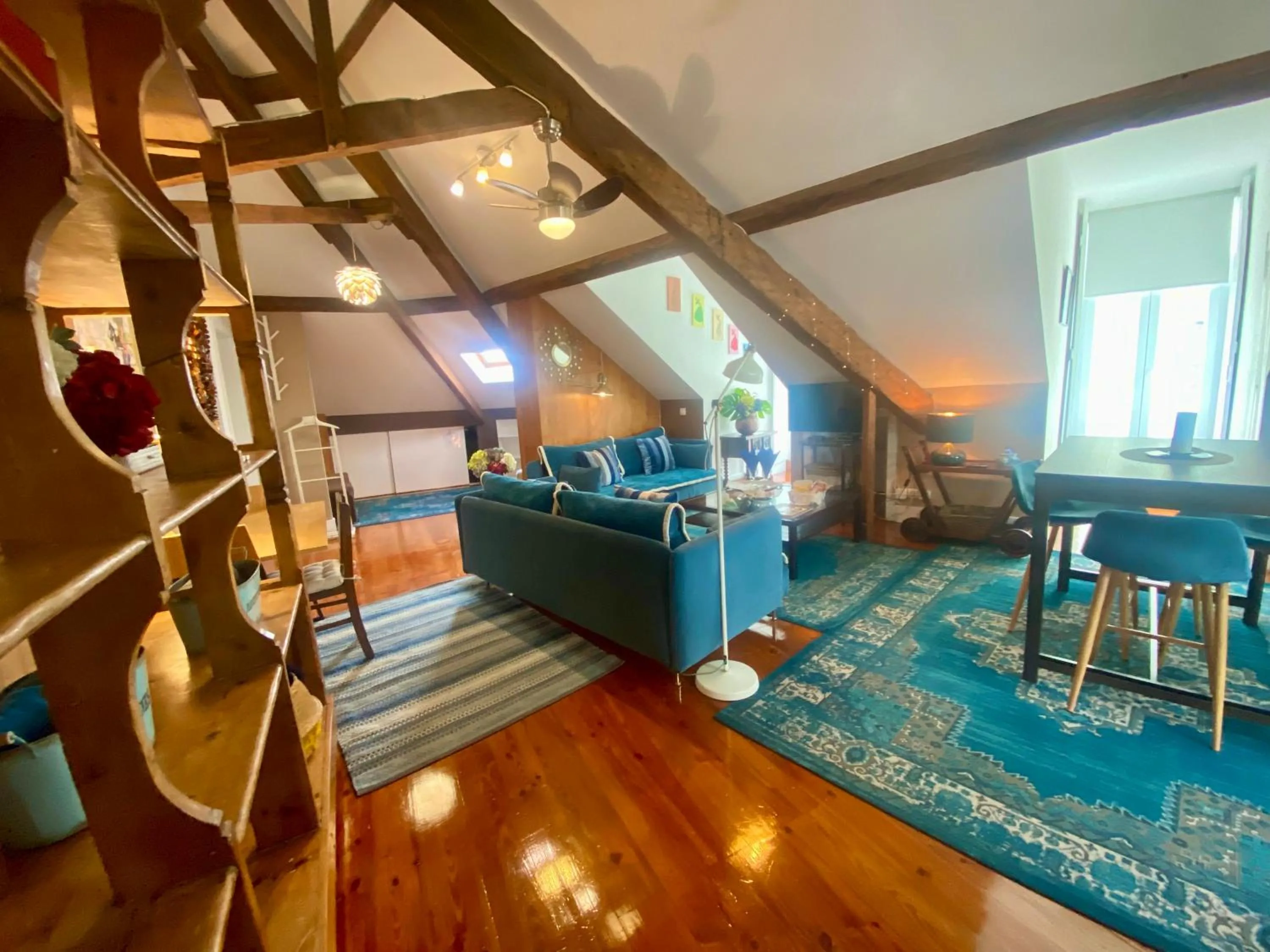 Living room in Studios with Mezzanine Rua da Moeda