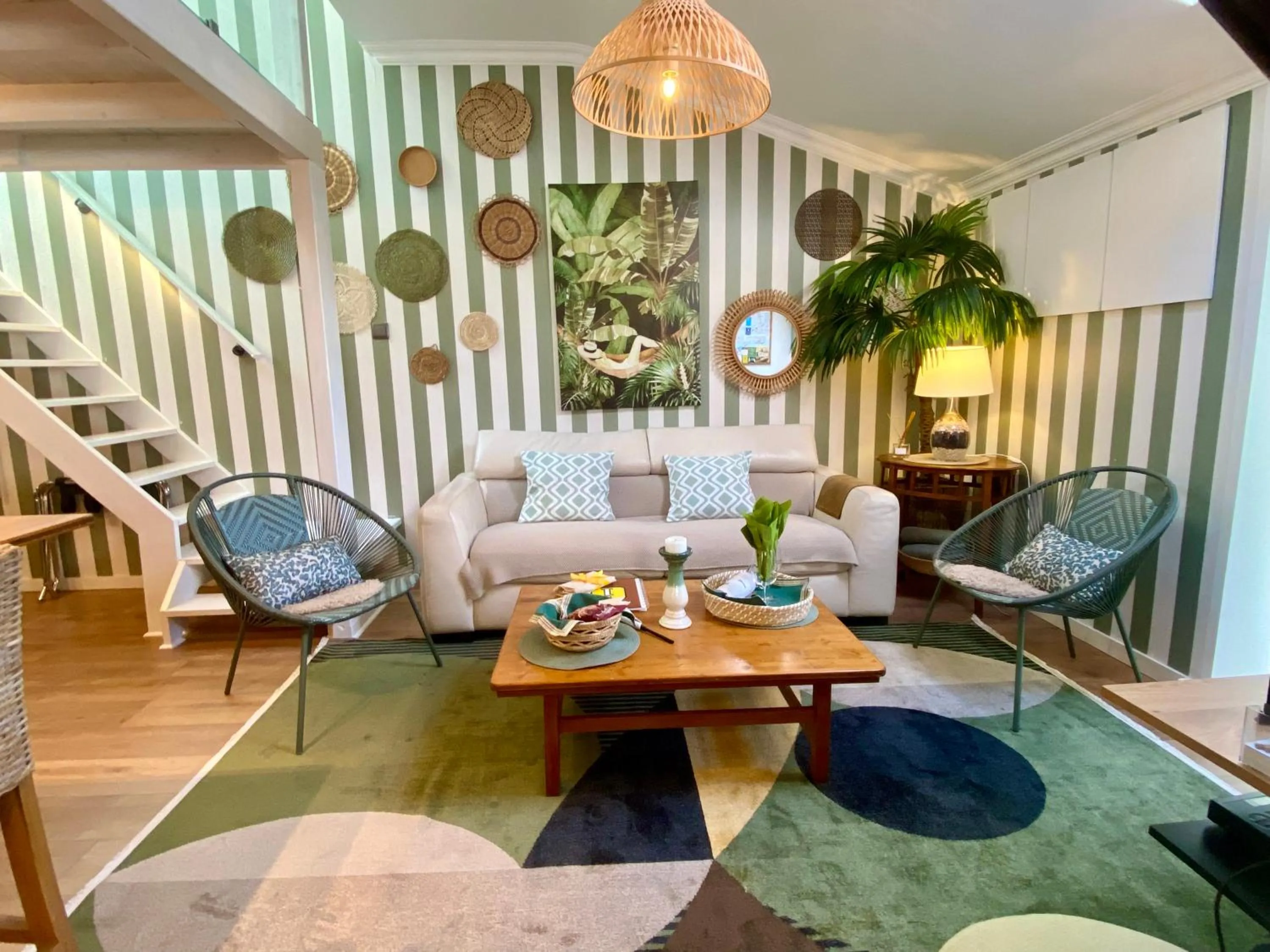 Living room in Studios with Mezzanine Rua da Moeda