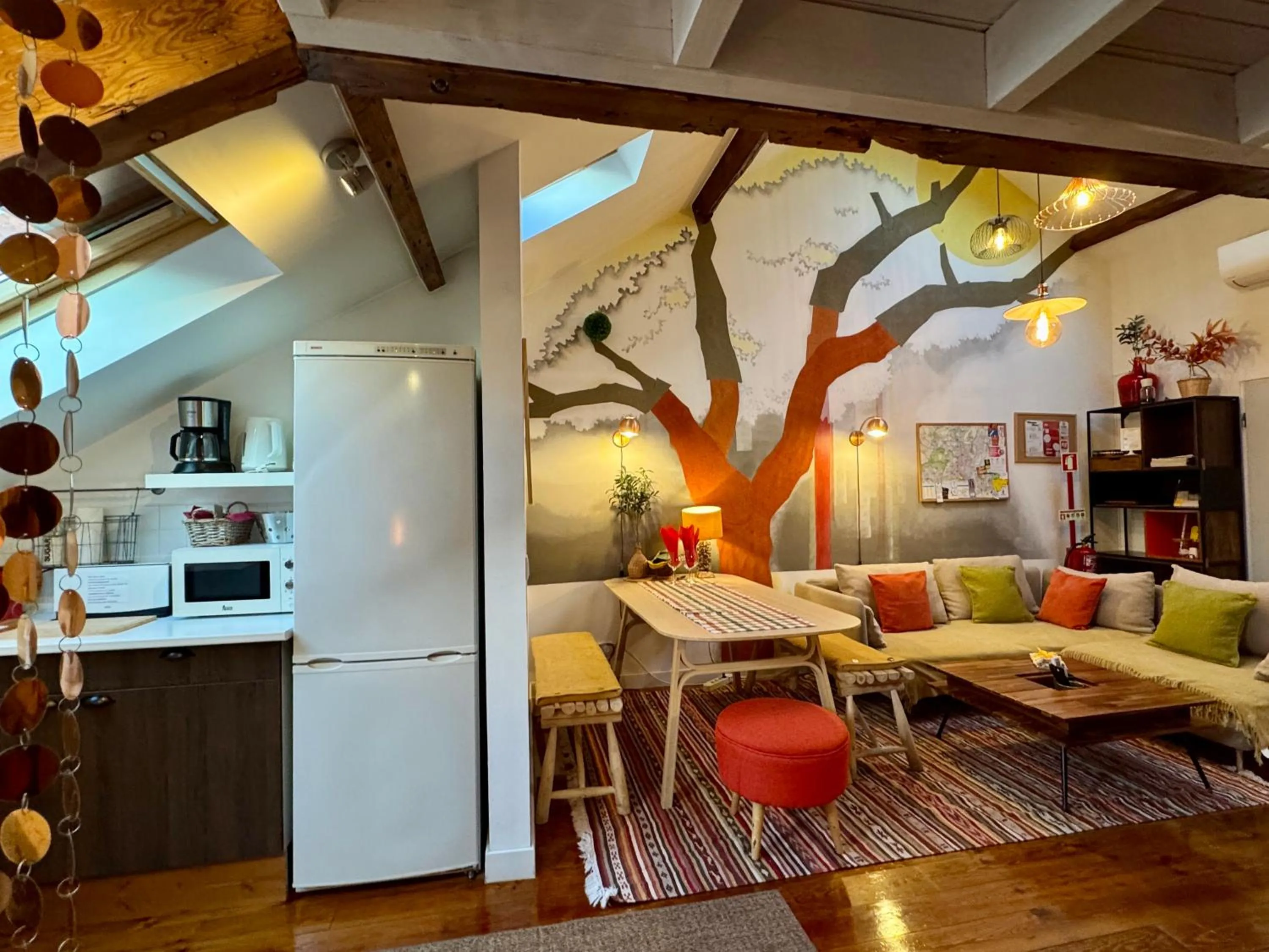 Kitchen or kitchenette in Studios with Mezzanine Rua da Moeda