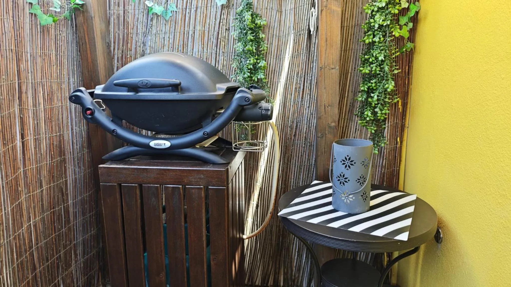 BBQ facilities in Studios with Mezzanine Rua da Moeda