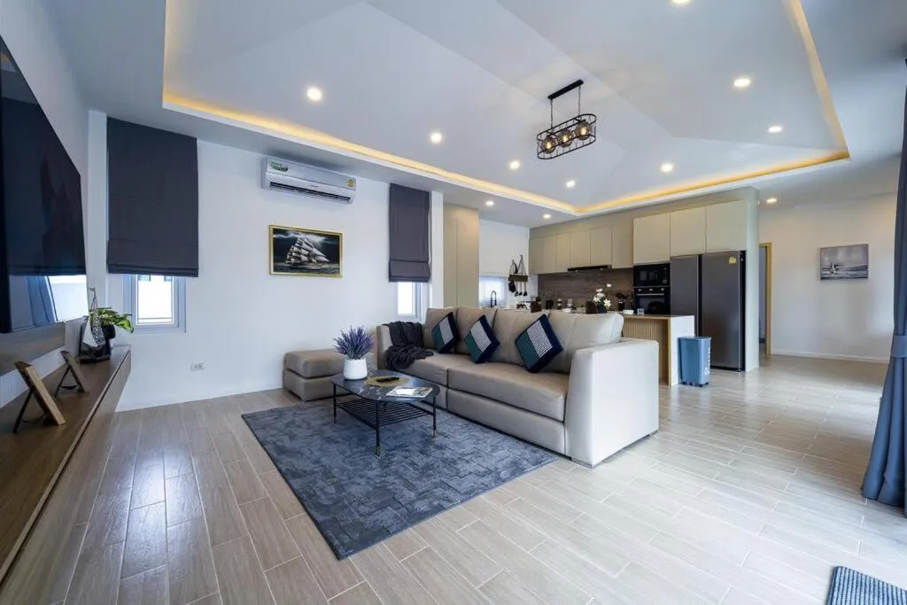 Private Modern 3 Bedroom Pool Villa! AV1