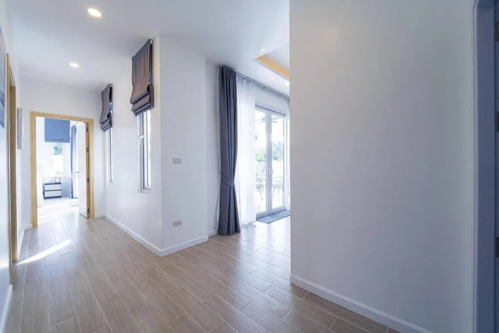 Private Modern 3 Bedroom Pool Villa! AV1